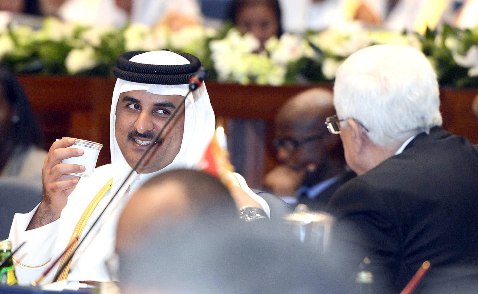 بلقاء جمعهما في الدوحة.. الكشف عما دار بين أمير قطر والرئيس الفلسطيني