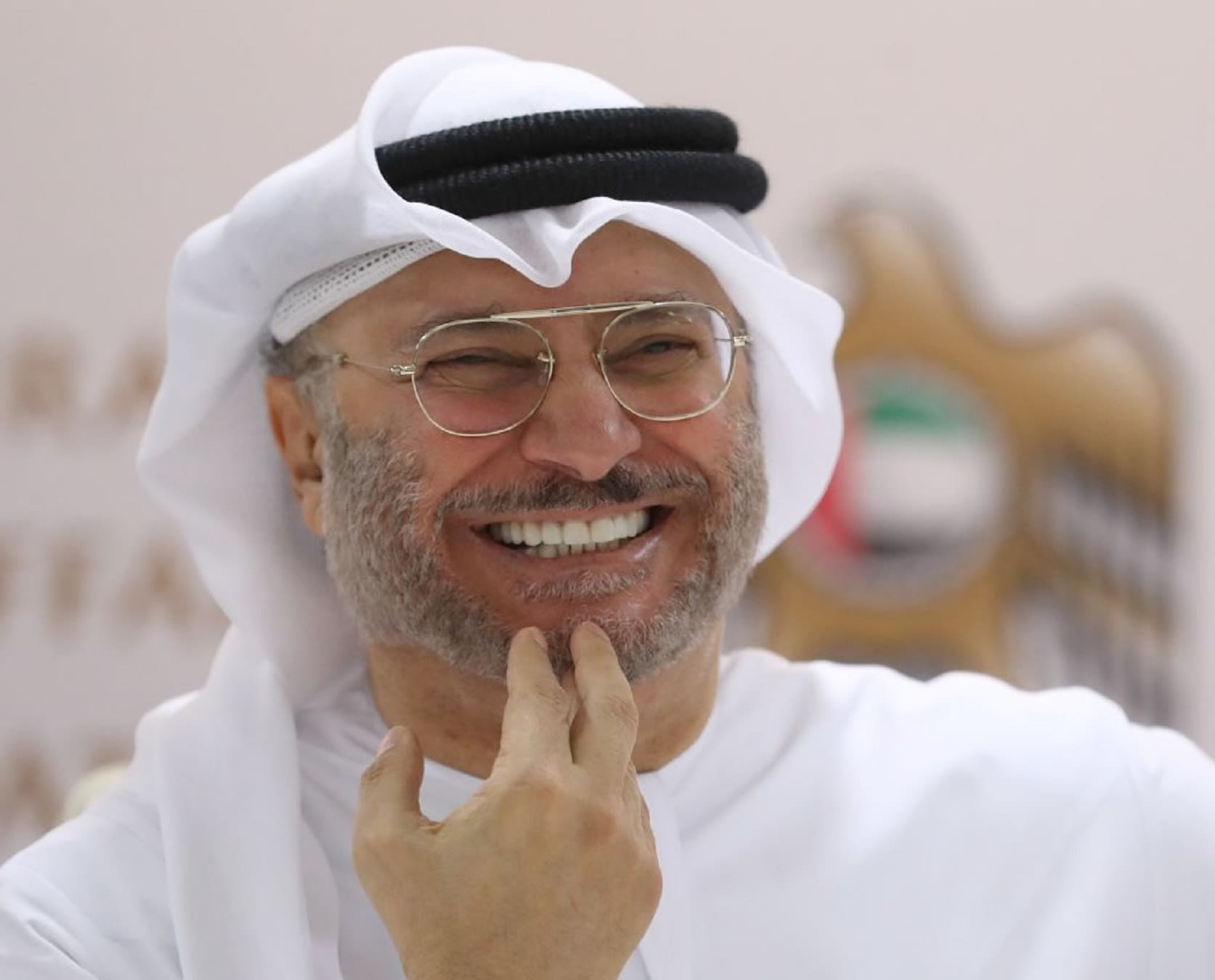 قرقاش يغرد عن أعياد الإمارات: البيت الداخلي متوحد والثقة في القيادة قوية