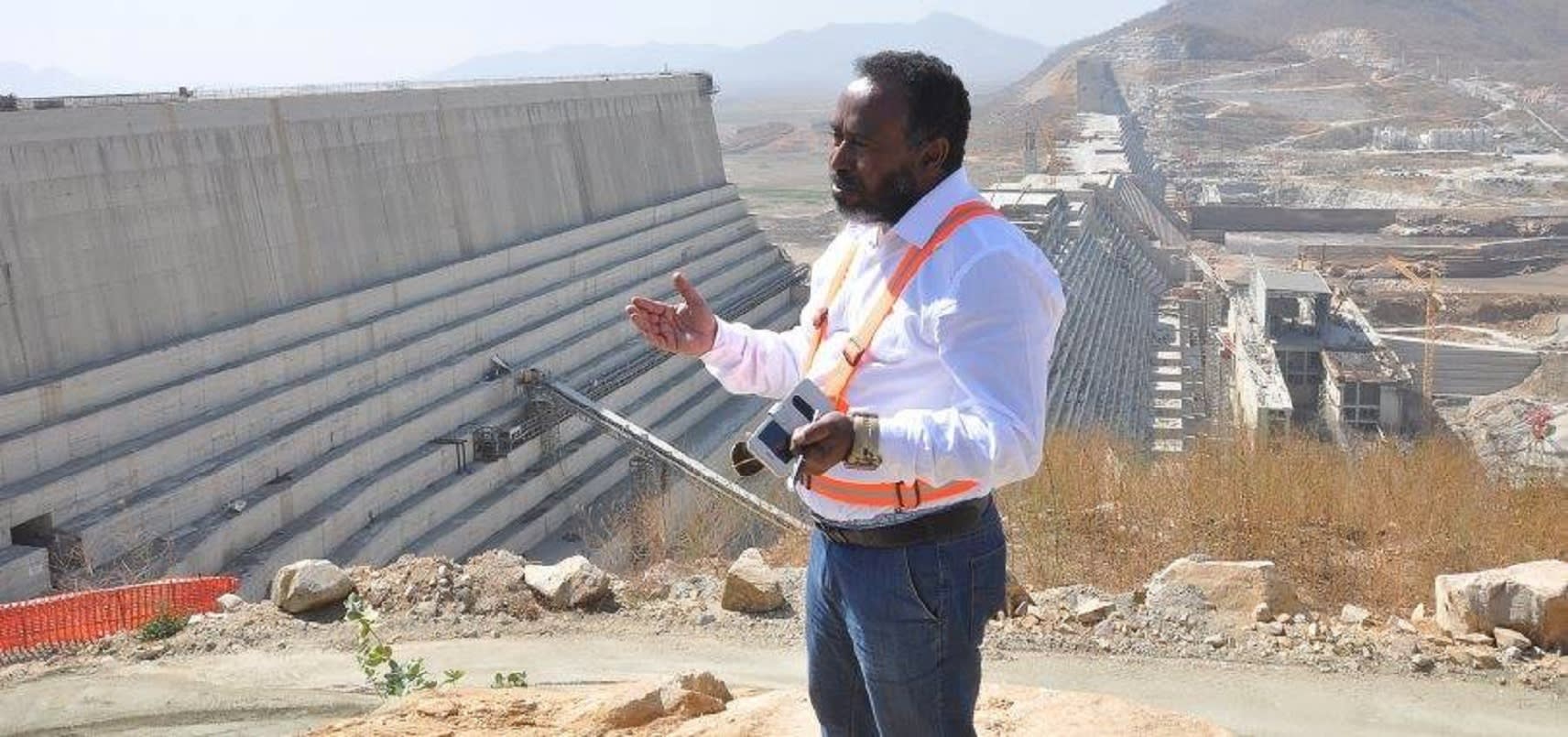 العثور على مدير مشروع سد النهضة الإثيوبي مقتولا داخل سيارته