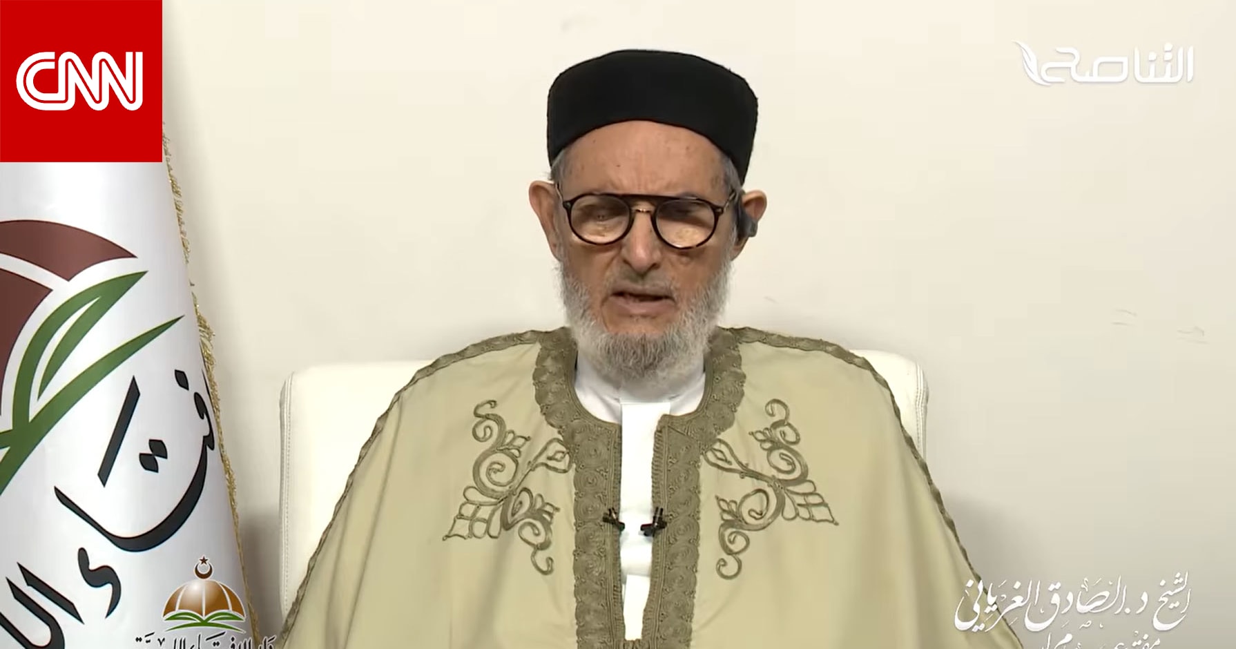 انتقد الذهاب للعمرة في السعودية وأهل غزة يموتون.. مفتي ليبيا يشعل جدلا