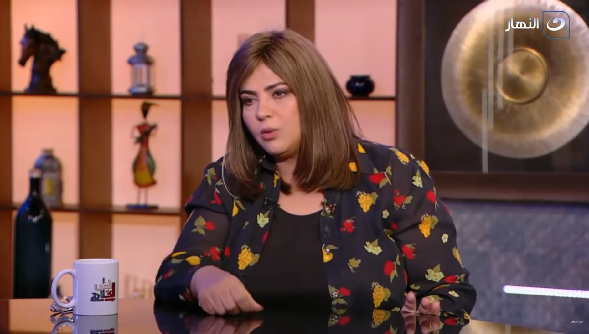 الفنانة المصرية وفاء مكي أثناء لقاء لها ضمن برنامج "نص الكلام" على قناة "النهار"