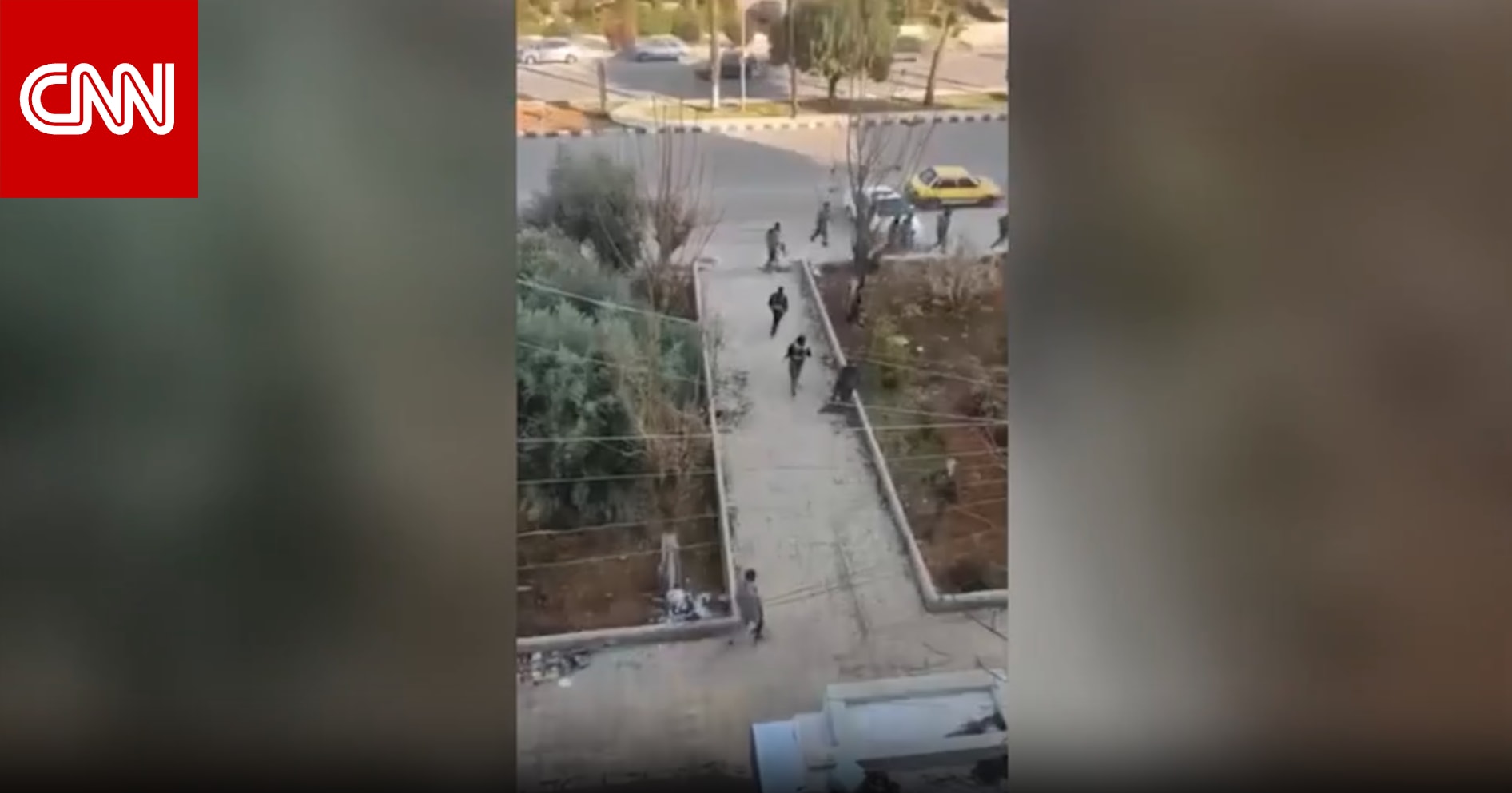 3 عوامل جعلت نظام الأسد ضعيفًا ومكشوفًا أمام فصائل المعارضة في حلب.. مراسل CNN يوضح