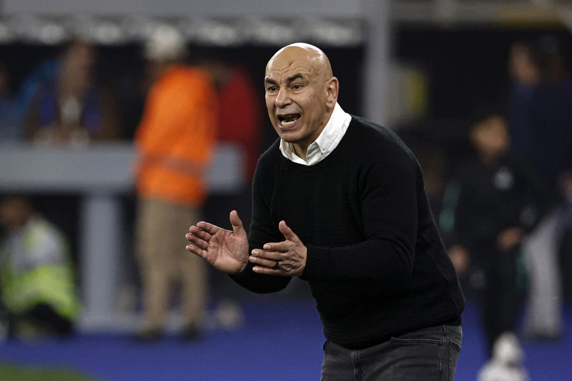 مدرب منتخب مصر يرد على منتقديه: 