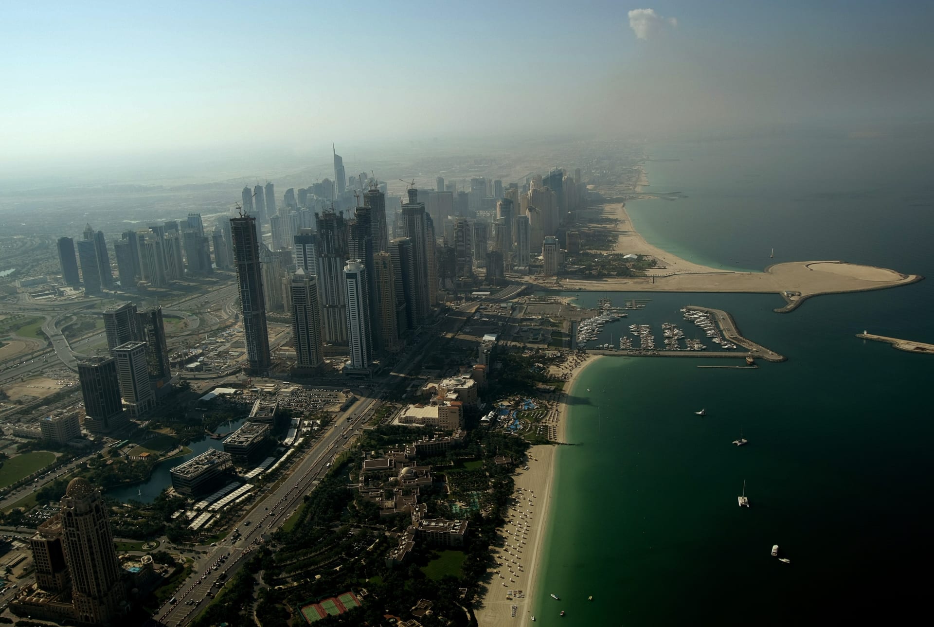 ستاندارد أند بورز: أرقام قياسية بأسعار عقارات دبي وحجم العرض سيحدد استمرار الصعود