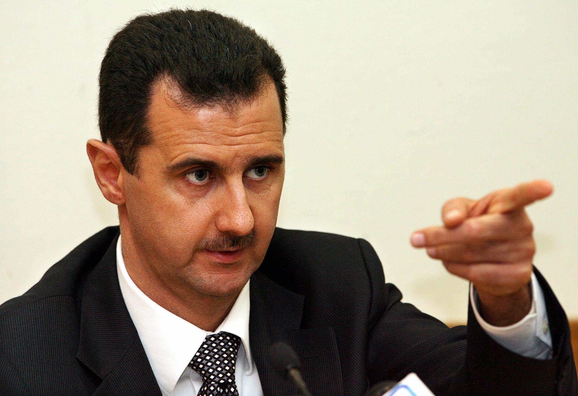 الرئاسة السورية: إرسال قوات جوية روسية إلى سوريا تم بطلب من الأسد لبوتين