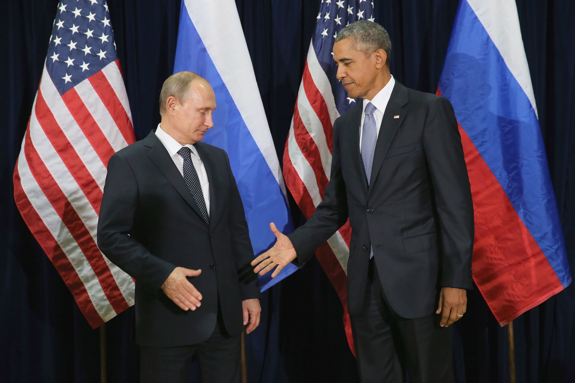 موسكو تنفي تجنب بوتين حضور قمة "أبيك" بسبب توتر علاقته مع أوباما