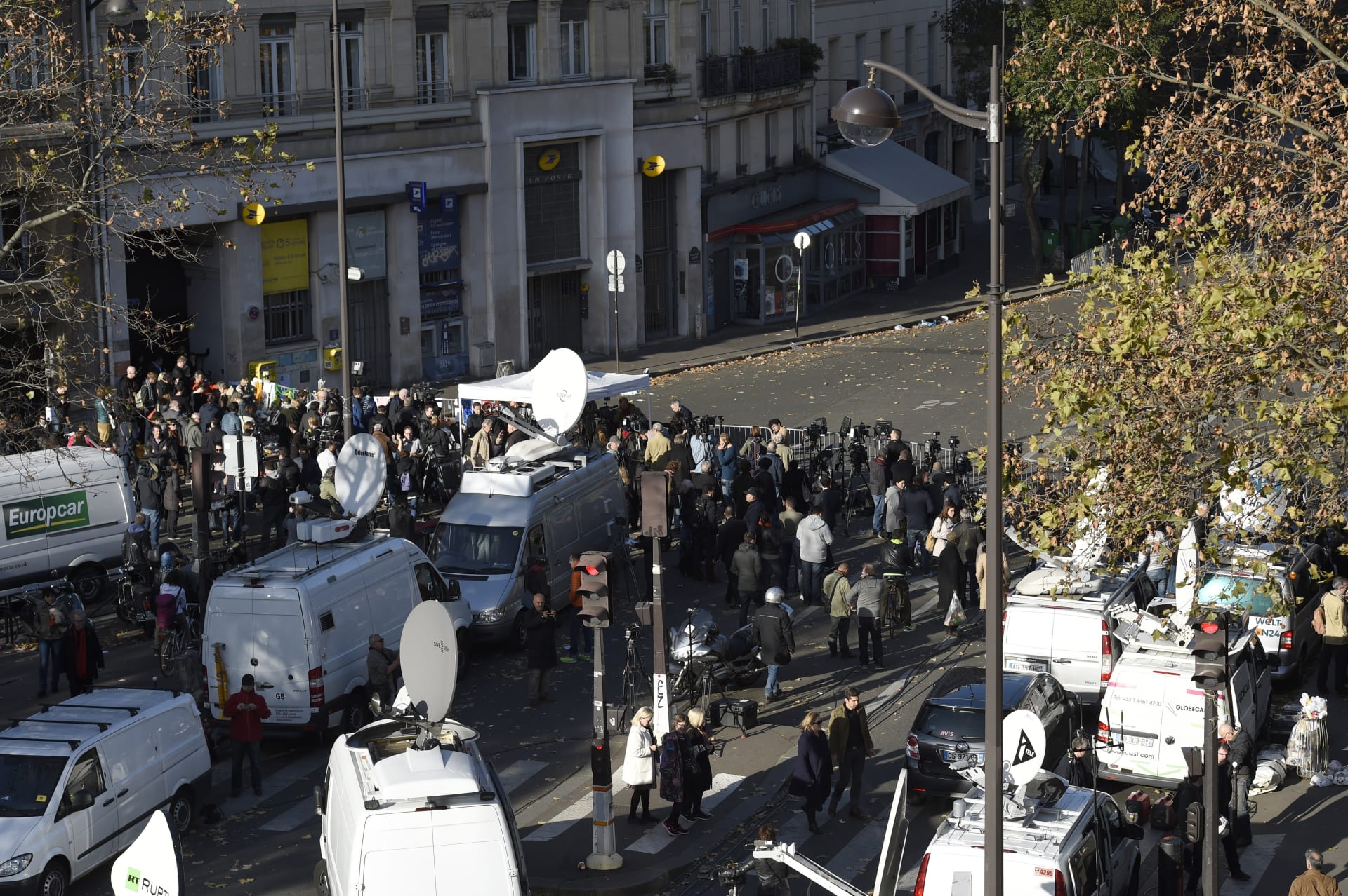 مصدر أمني فرنسي لـCNN: يحتمل أن بعض المرتبطين بالهجمات مازالوا طلقاء
