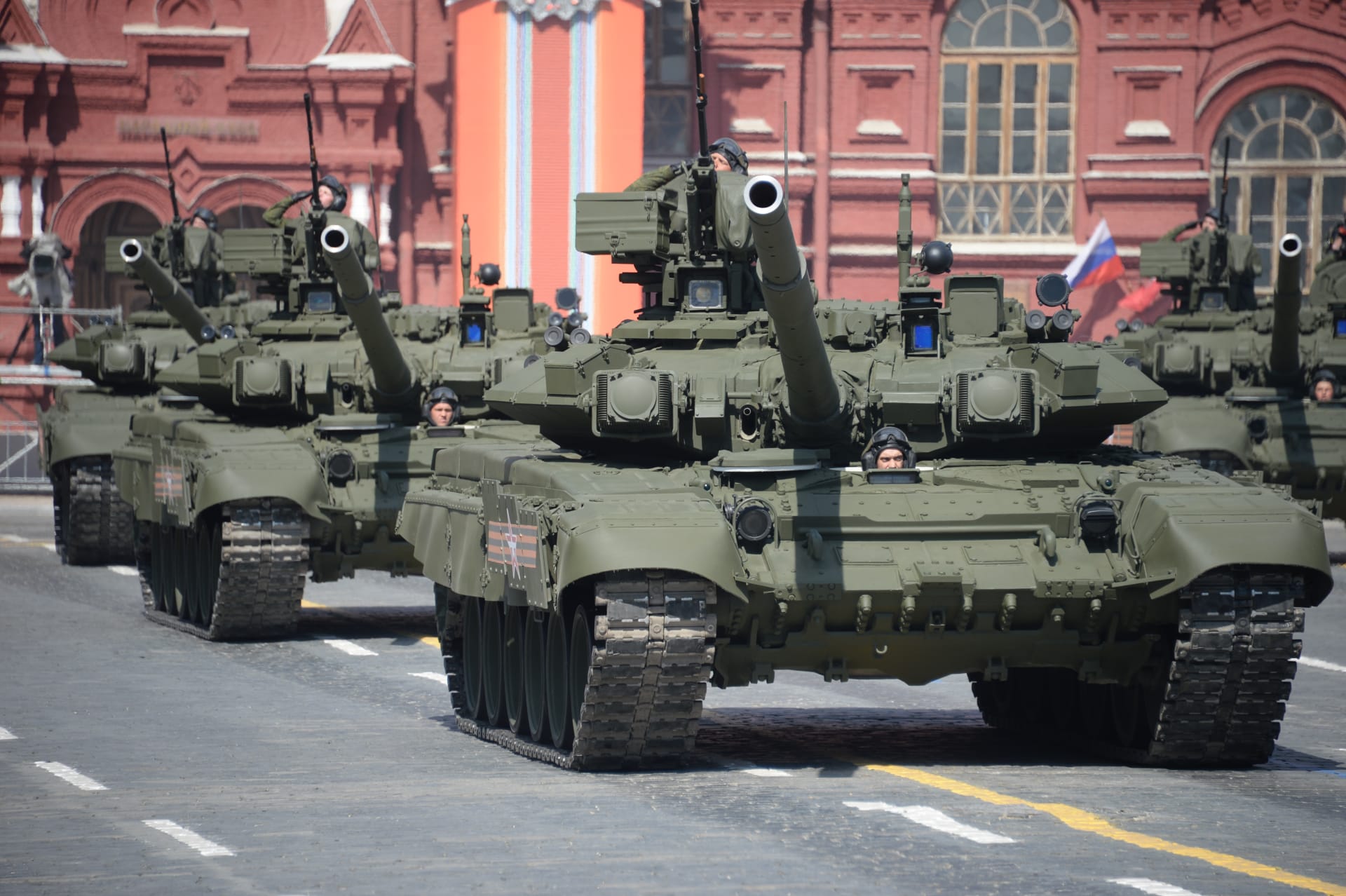  طهران تنوي شراء دبابات T-90 الروسية: سنستفيد من قدرات أي دولة لتحسين قدراتنا