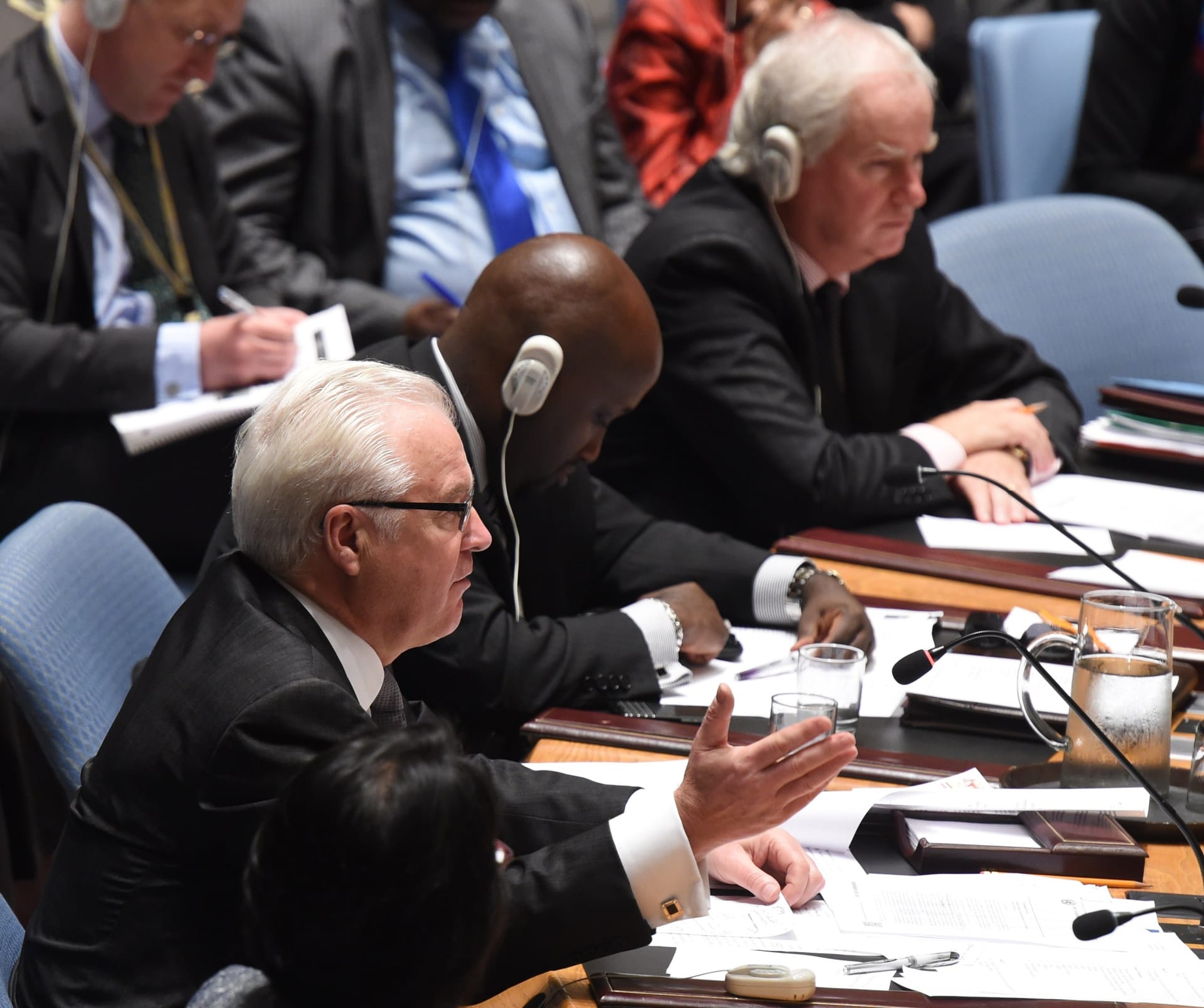 تقارير: مبعوث روسيا ووزير خارجية أوكرانيا يتصافحان في نهاية جلسة لمجلس الأمم المتحدة بشأن الأزمة الأوكرانية