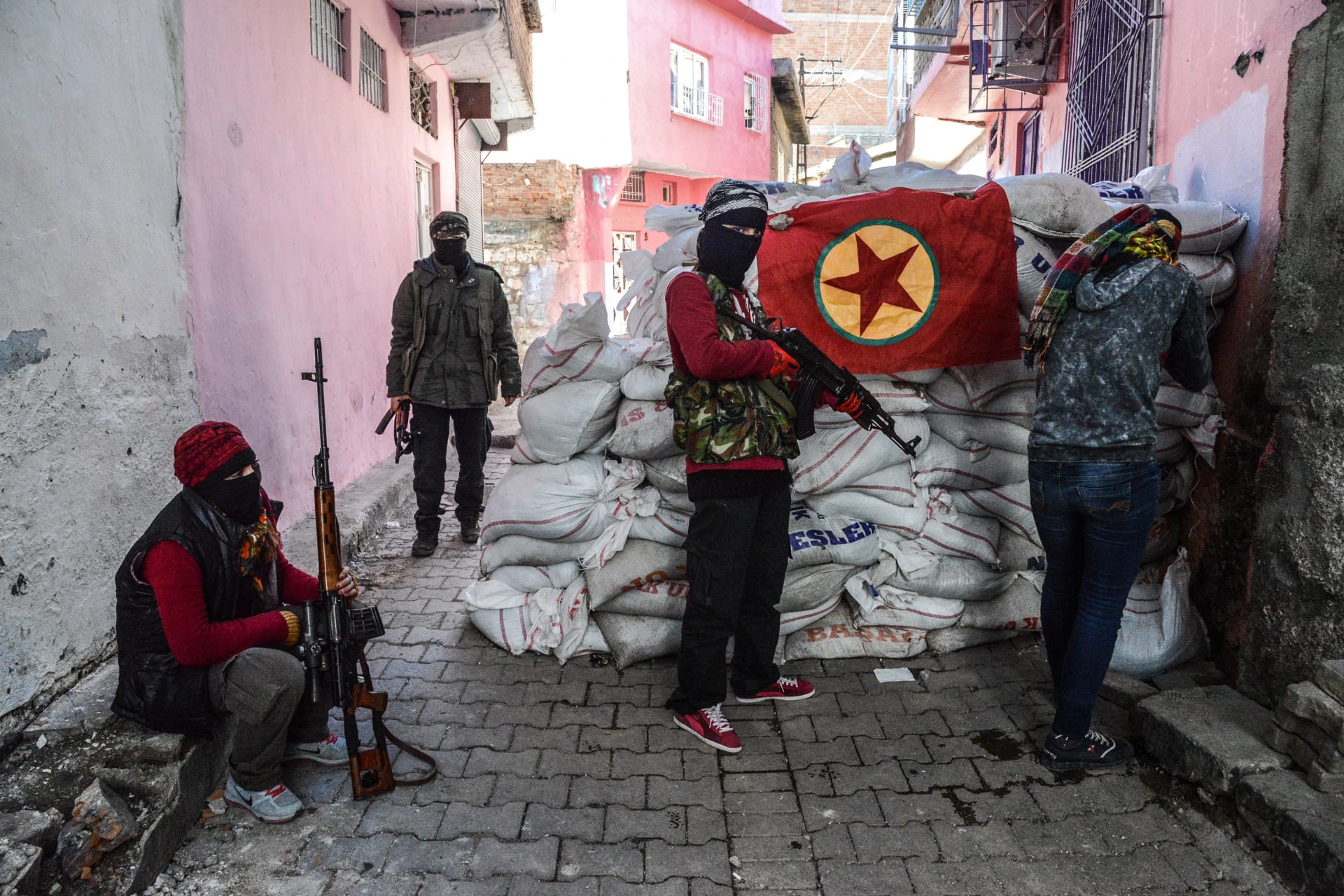 تركيا تعلن مقتل 68 من "إرهابيي PKK" وتؤكد استمرار عملياتها حتى فرض الأمن بالجنوب
