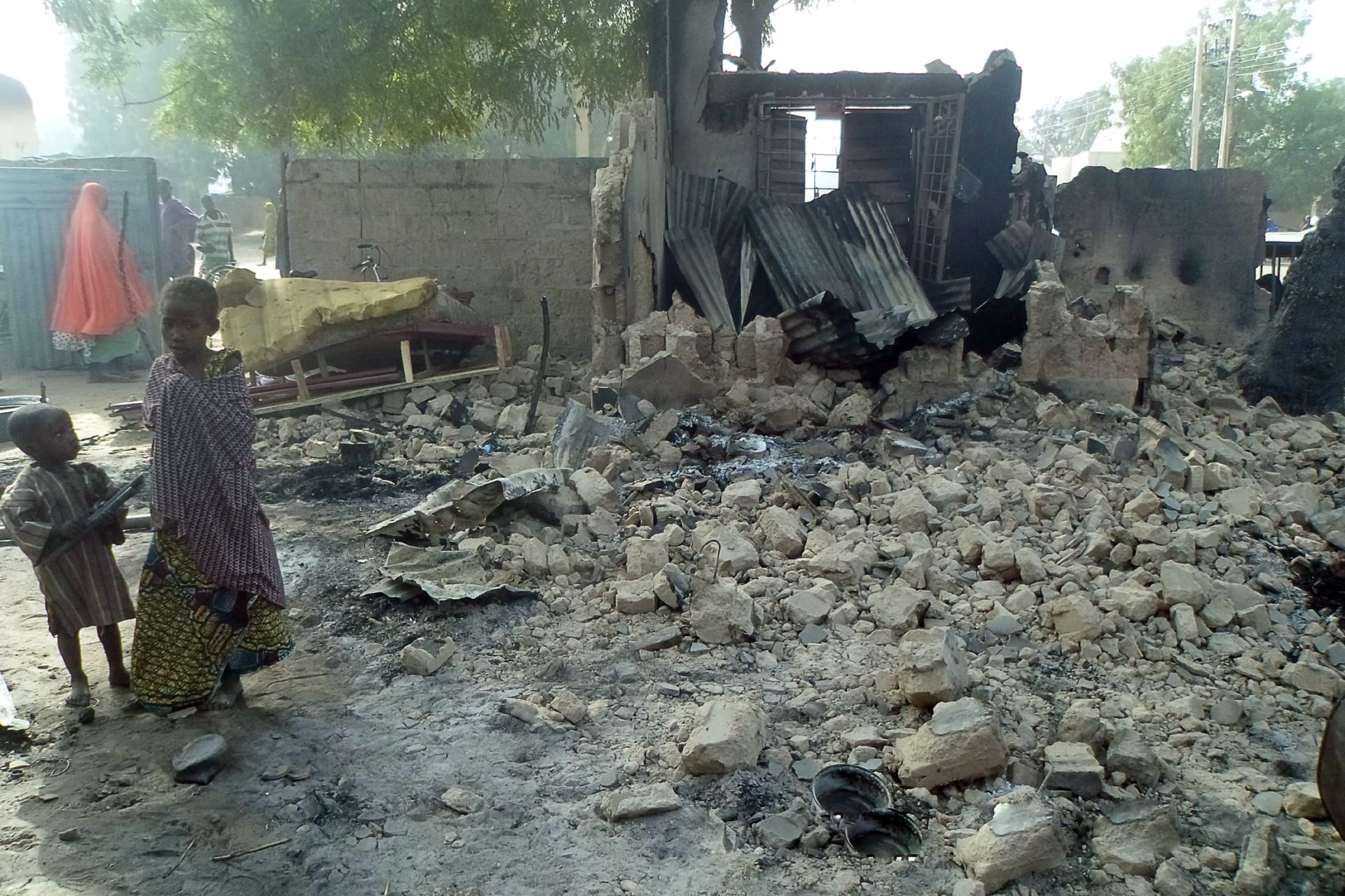 نيجيريا: مقتل 46 شخصا على يد "بوكو حرام" والسكان يختبؤون في الأدغال بينما تحترق بيوتهم