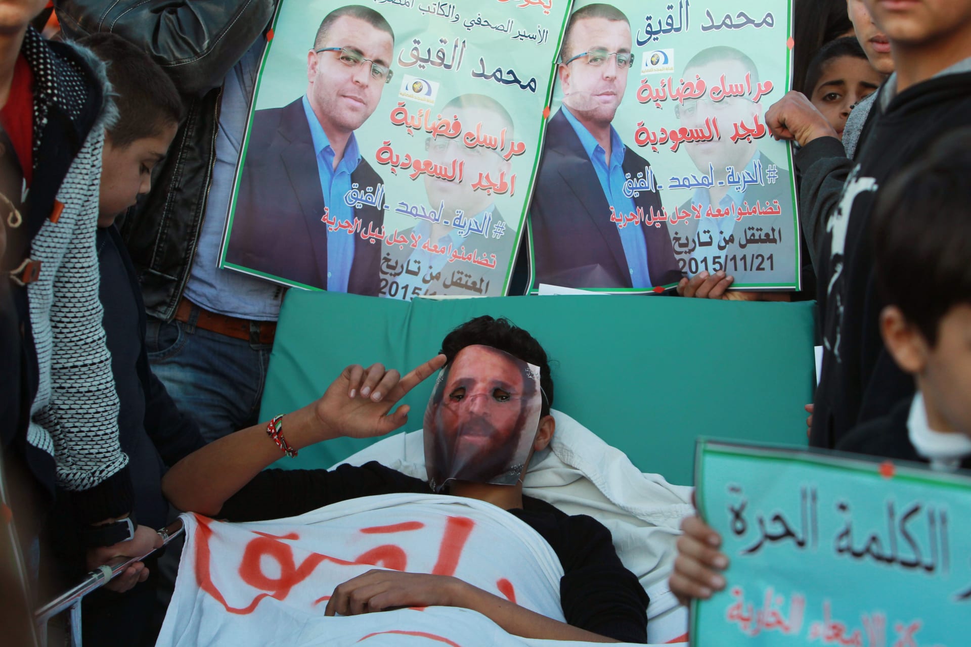 عناصر "حماس" بالسجون الإسرائيلية يعلنون الاضراب عن الطعام تضامنا مع القيق