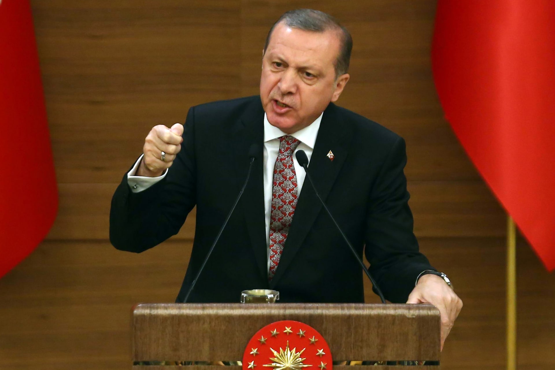 رأي: أردوغان يواجه احتمال فشل سياسته بسوريا فكيف سيرد "السلطان" على محاولة تطويقه؟