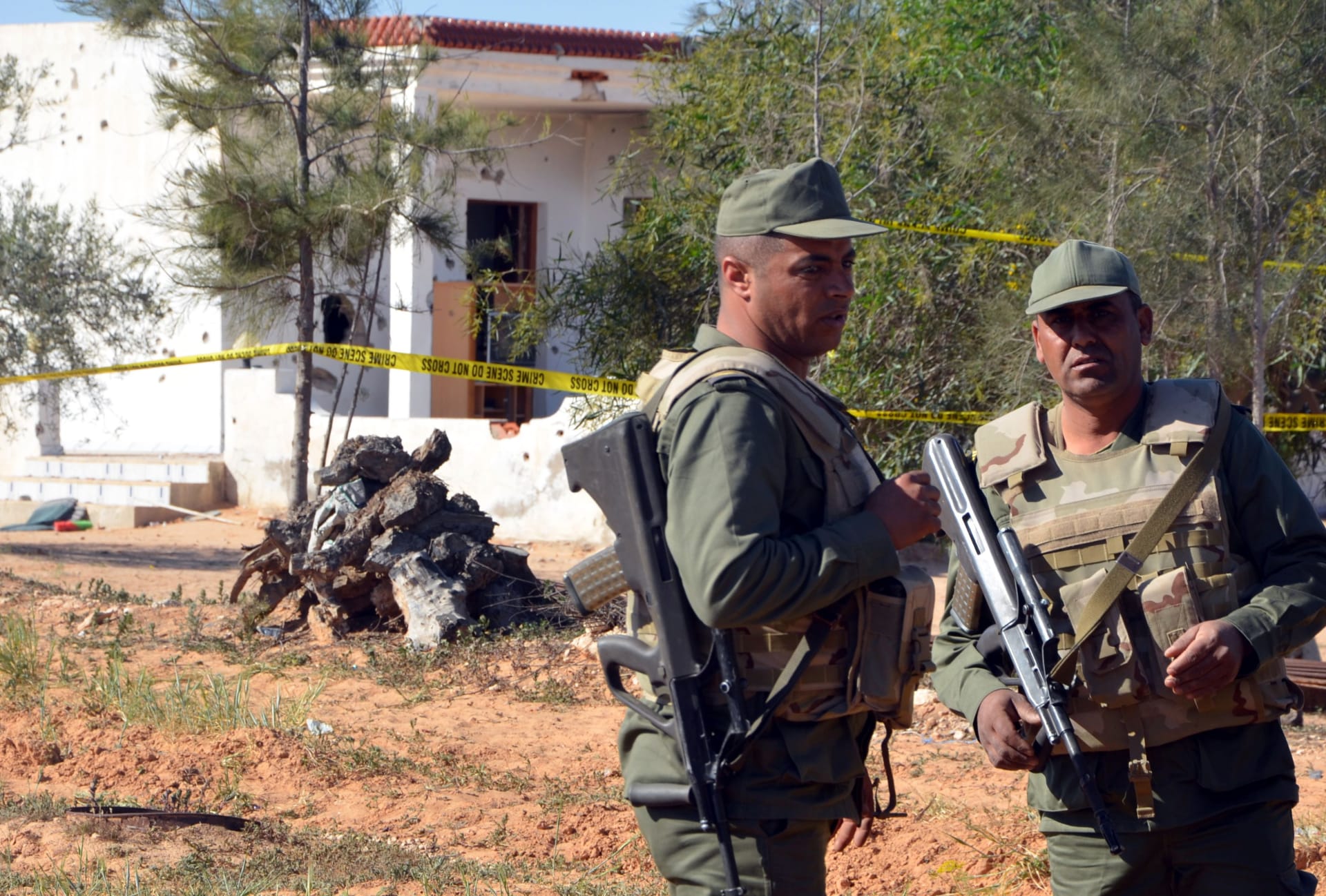 تونس: مقتل 36 إرهابيا و17 مدنيًا وعسكريًا إثر إحباط هجوم مسلح على مناطق عسكرية 