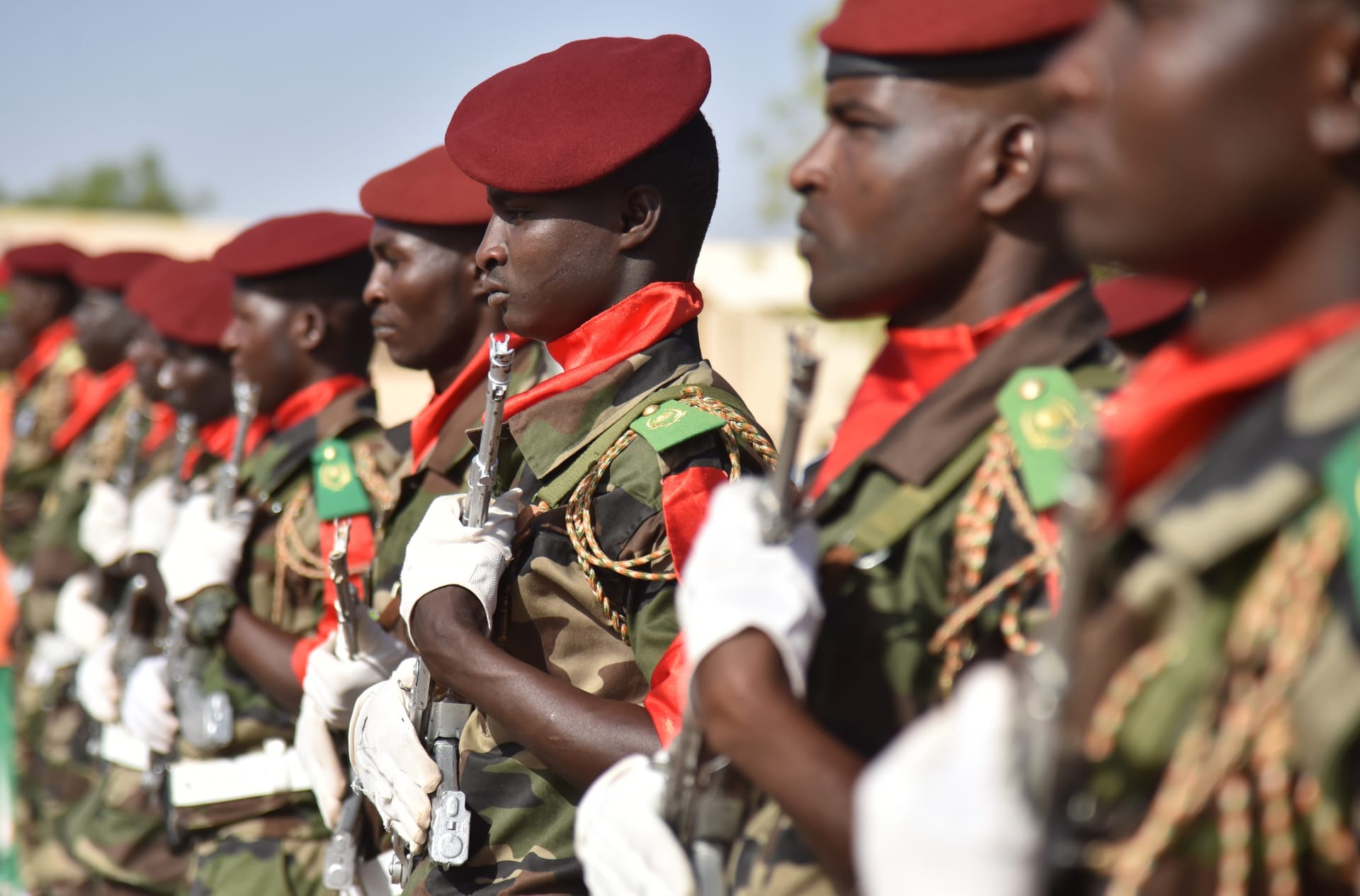 الكاميرون تقضي بإعدام 89 مسلحا من "بوكو حرام" وخبراء يخشون تضاعف عنف رد فعل الجماعة 
