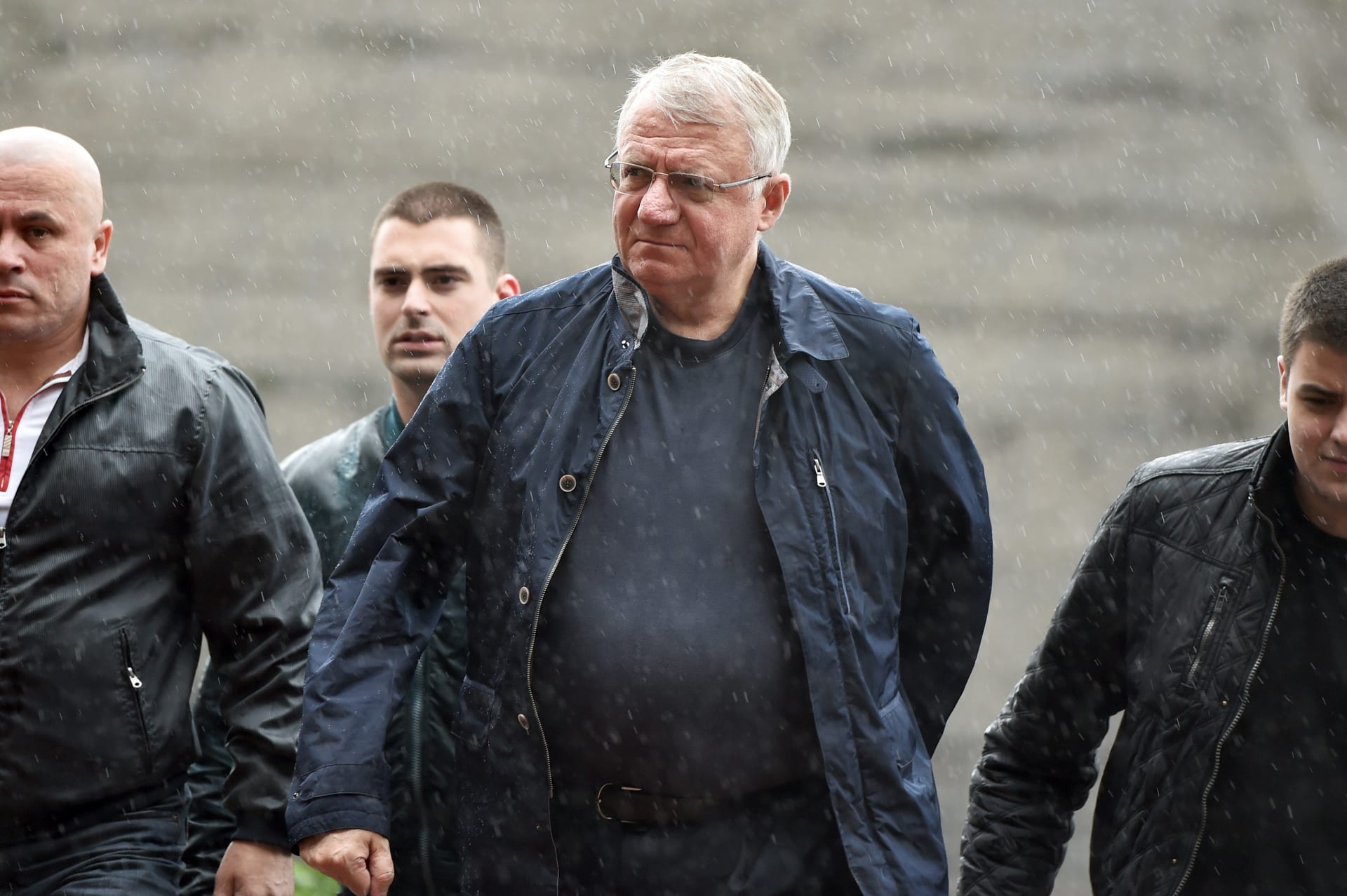 الجنائية الدولية تُبرئ السياسي الصربي فويسلاف سيسيلي من ارتكاب جرائم حرب في البلقان
