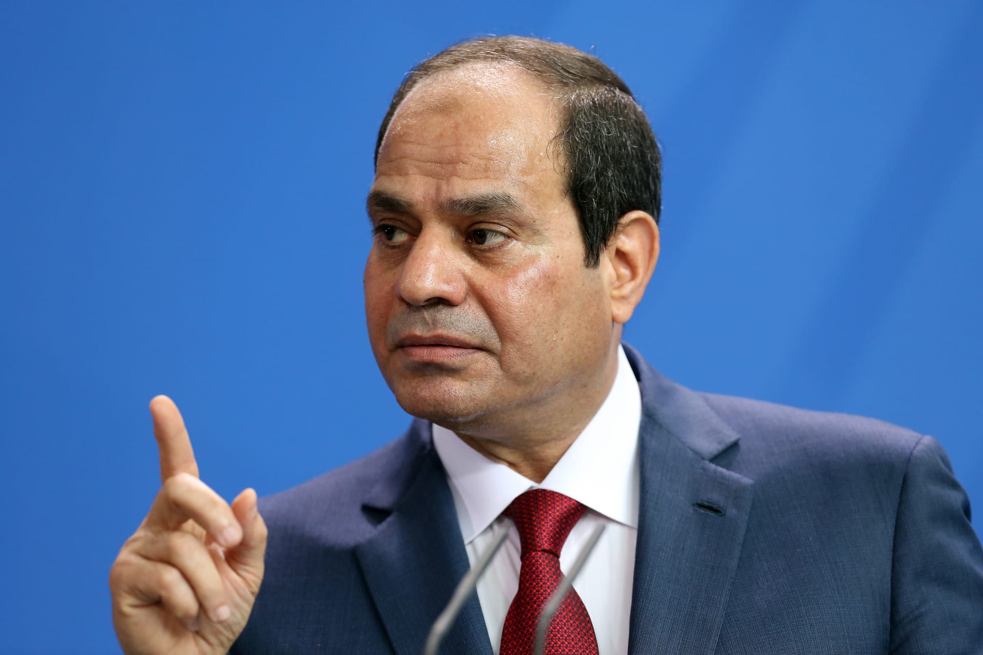 العفو الدولية تحذر الاتحاد الأوروبي من تسليح مصر: مخاطرة بالتواطؤ في القتل والاختفاء القسري والتعذيب والتجسس