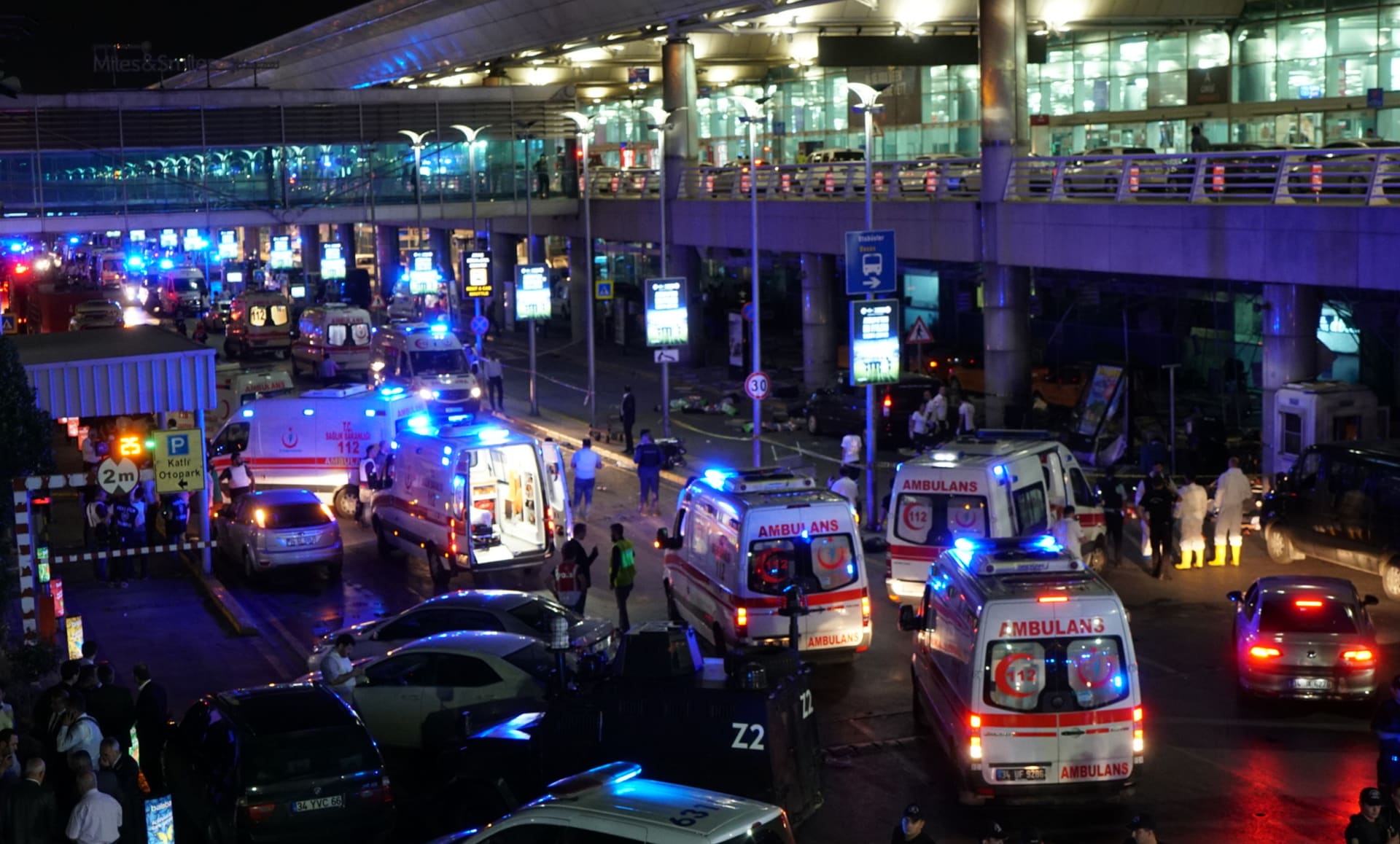 سفير السعودية في تركيا: عدد القتلى السعوديين في مطار أتاتورك 2 فقط وليس 6 بعد التدقيق في وثائق الضحايا
