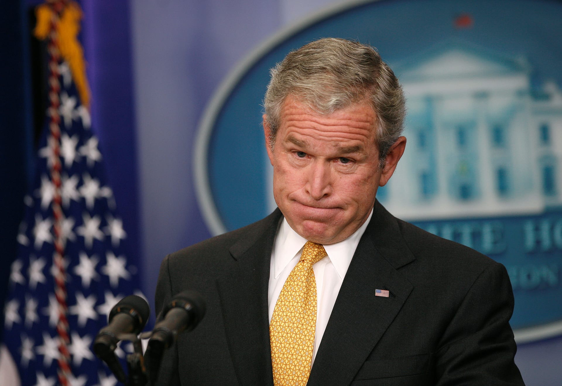 جورج بوش: أشعر بالقلق من احتمال أن أكون آخر رئيس جمهوري أمريكي
