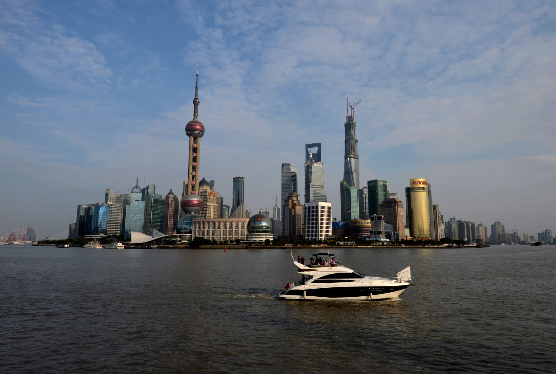 أغنى رجل في الصين: السوق العقاري تتجه نحو "أضخم فقاعة في التاريخ"