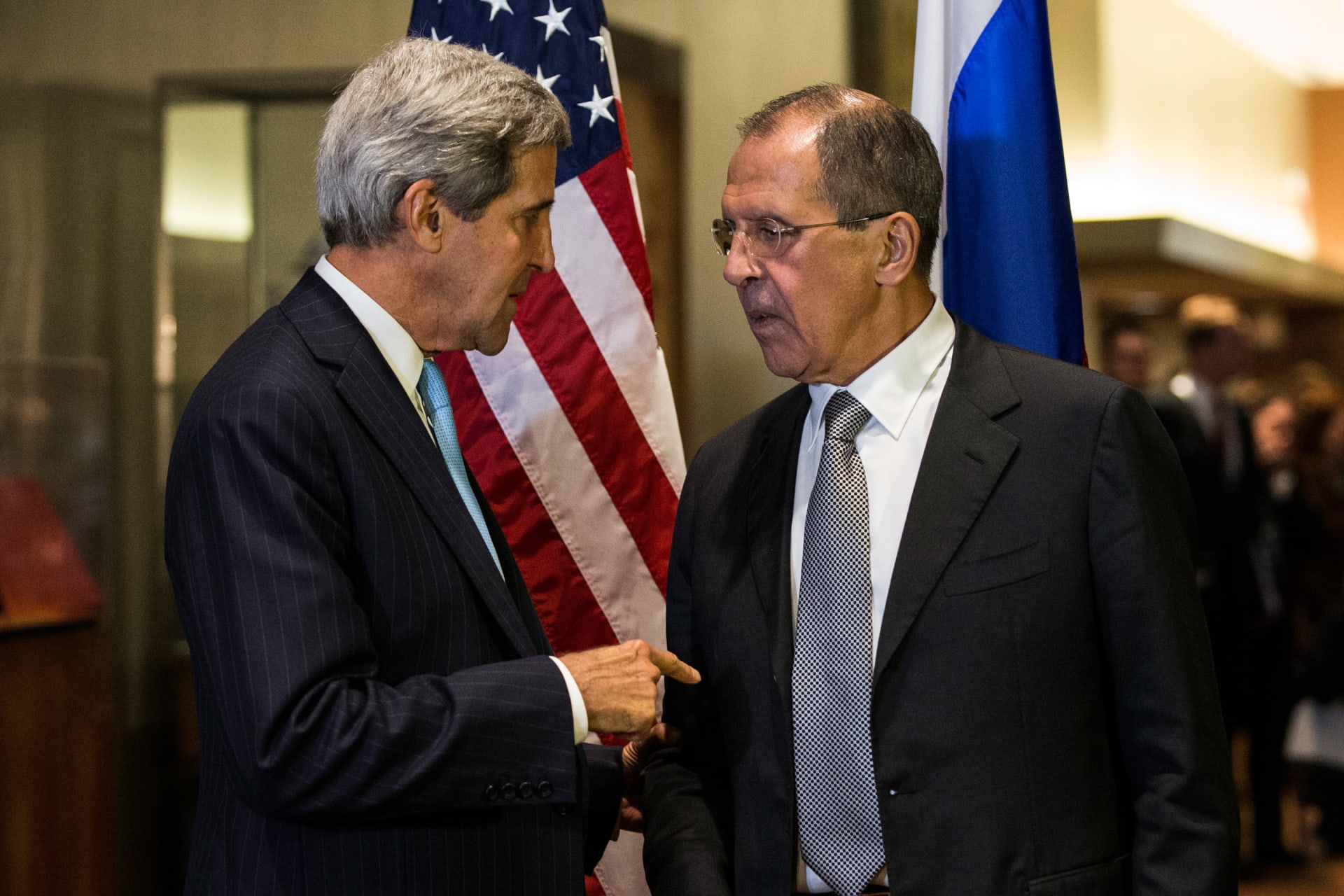 الخارجية الروسية: أمريكا مستعدة للتعاقد مع "الشيطان" للتخلص من الأسد