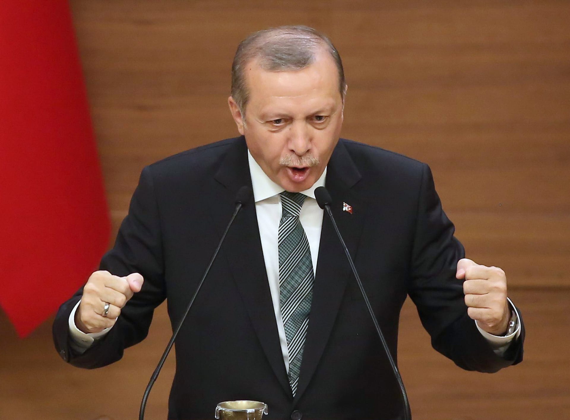 تركيا تُقر مشروع قانون يعزز سلطة أردوغان.. ما أهي أبرز التعديلات الدستورية؟