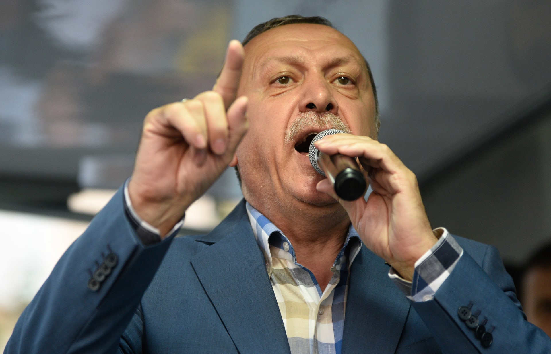 أردوغان يعلن استعداد تركيا لشن عمليات عسكرية أخرى في سوريا.. ويتوعد "الإرهابيين" بـ"شتاء أسود"