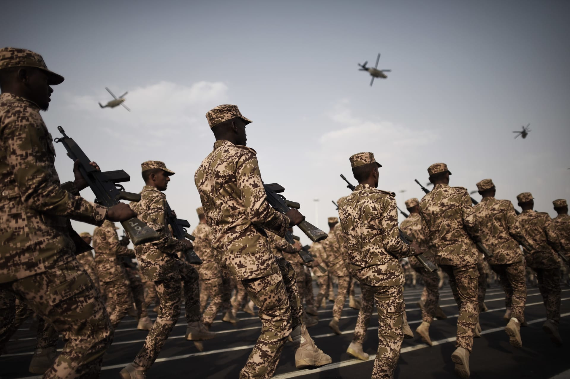 التحالف العربي: مقتل ضباط إثر سقوط مروحية سعودية في مأرب اليمنية