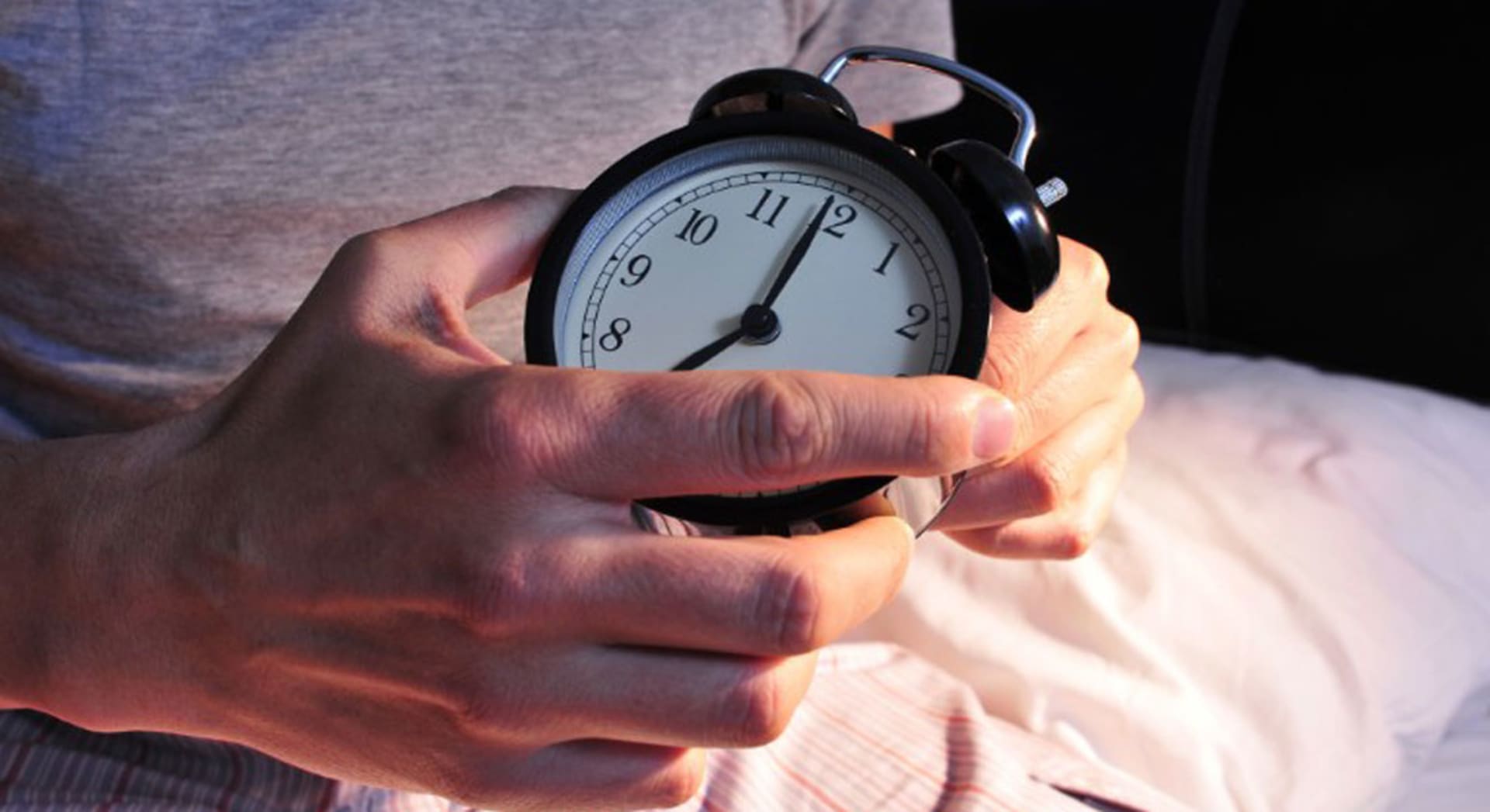 https arabic cnn com health 2017 05 16 sleep expert tips partner