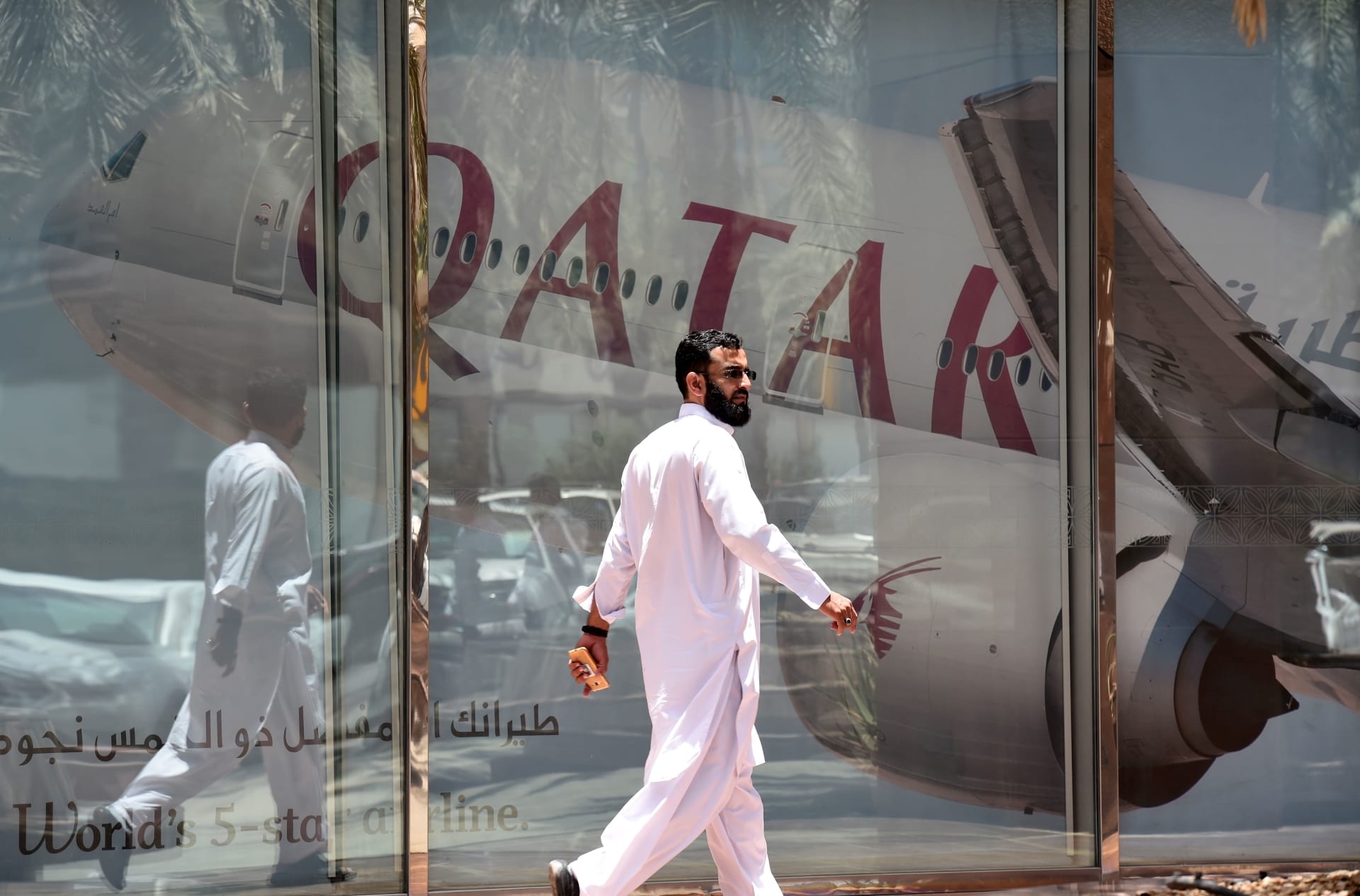 السعودية والإمارات والبحرين: حظر الطيران إلى قطر يقتصر على القطرية وشركاتنا
