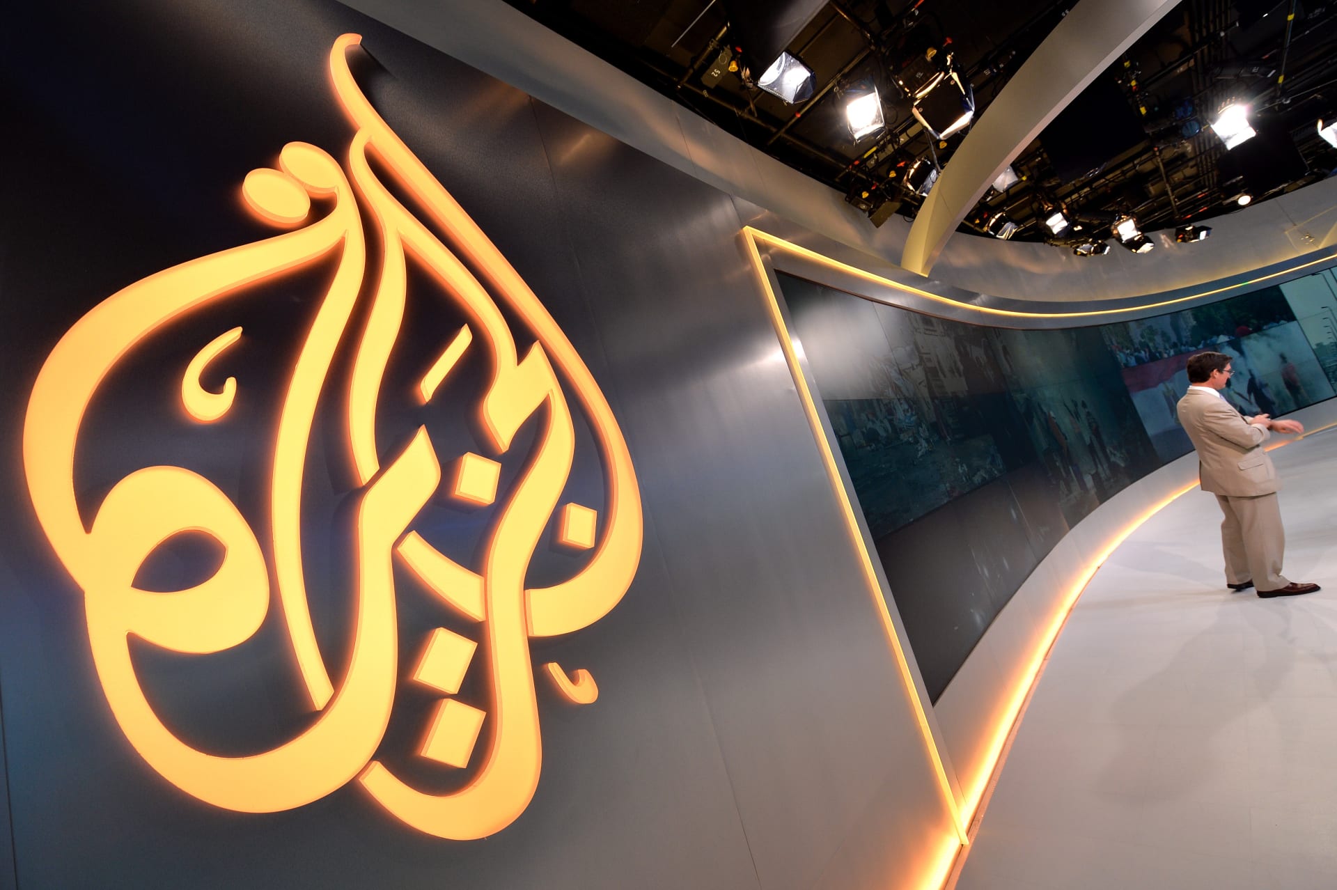 شبكة "الجزيرة": مطالب إغلاقنا هي محاولة لإسكات "الإعلام الحر" في المنطقة