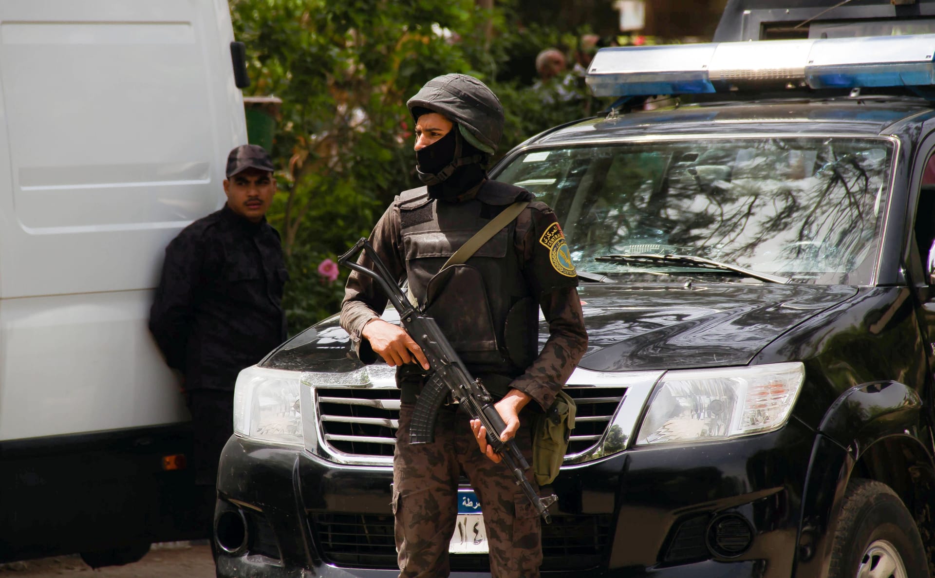مقتل 5 من أفراد الشرطة المصرية إثر هجوم بمحافظة الجيزة