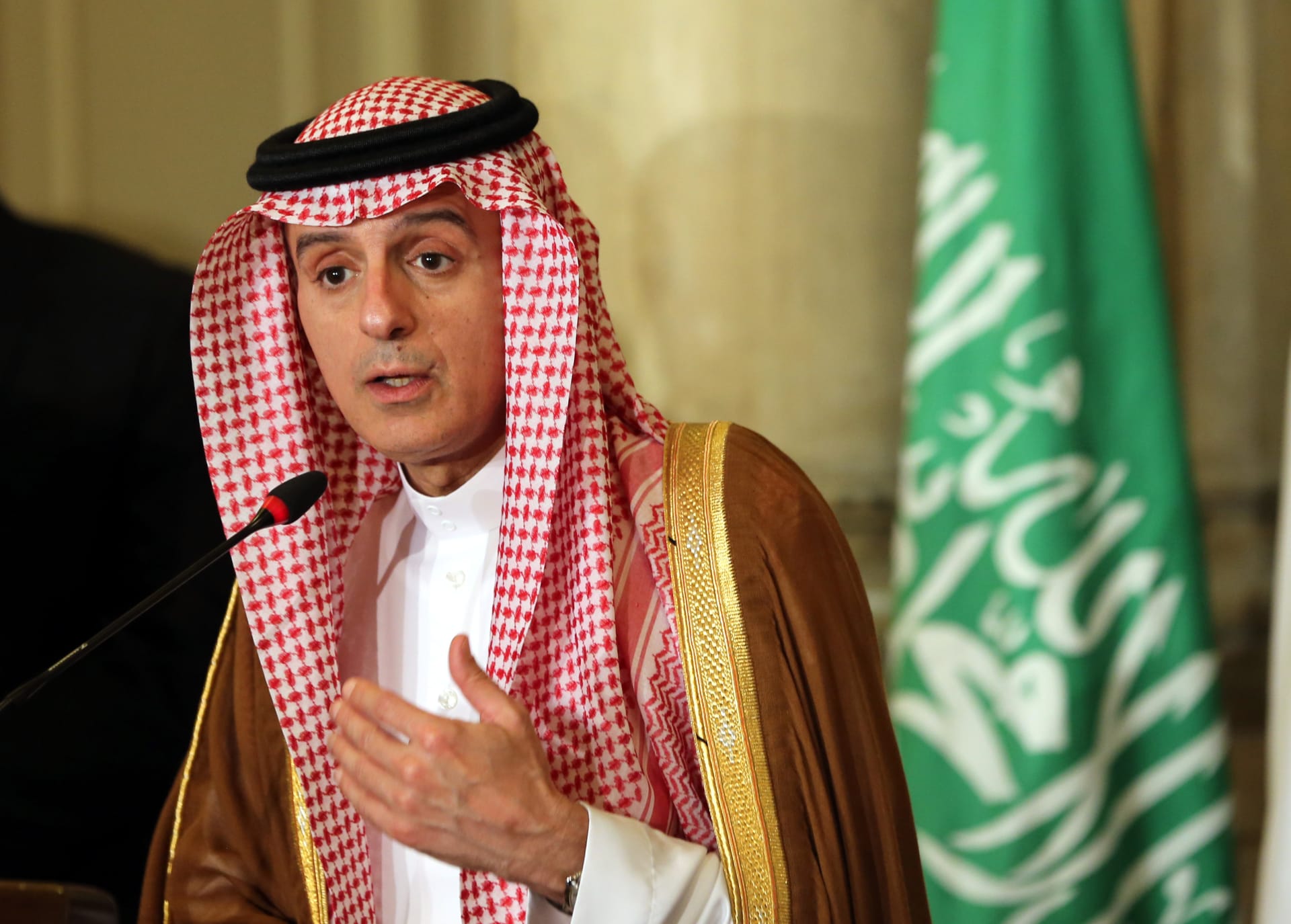 وزير الخارجية السعودي: سنقدم لفرنسا ملفاً كاملاً بـ"تجاوزات" قطر
