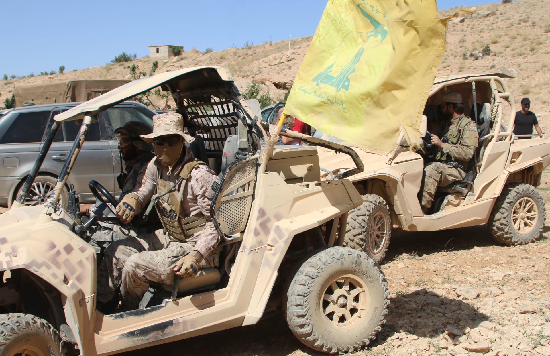 بدء تنفيذ المرحلة الثانية من الاتفاق بين حزب الله وجبهة النصرة