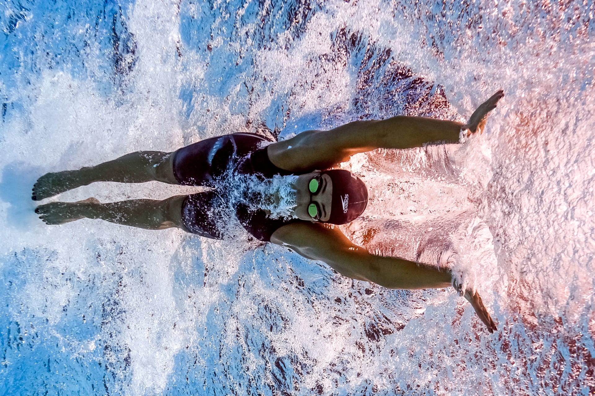 السباحة المصرية فريدة عثمان لـCNN: لم أصدق فوزي بميدالية في بطولة العالم