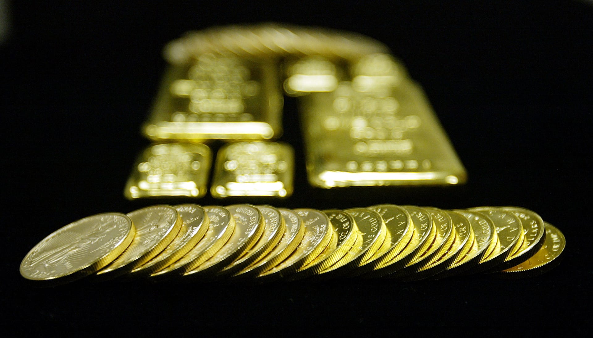 انخفاض الطلب العالمي على الذهب بـ14% في النصف الأول من 2017