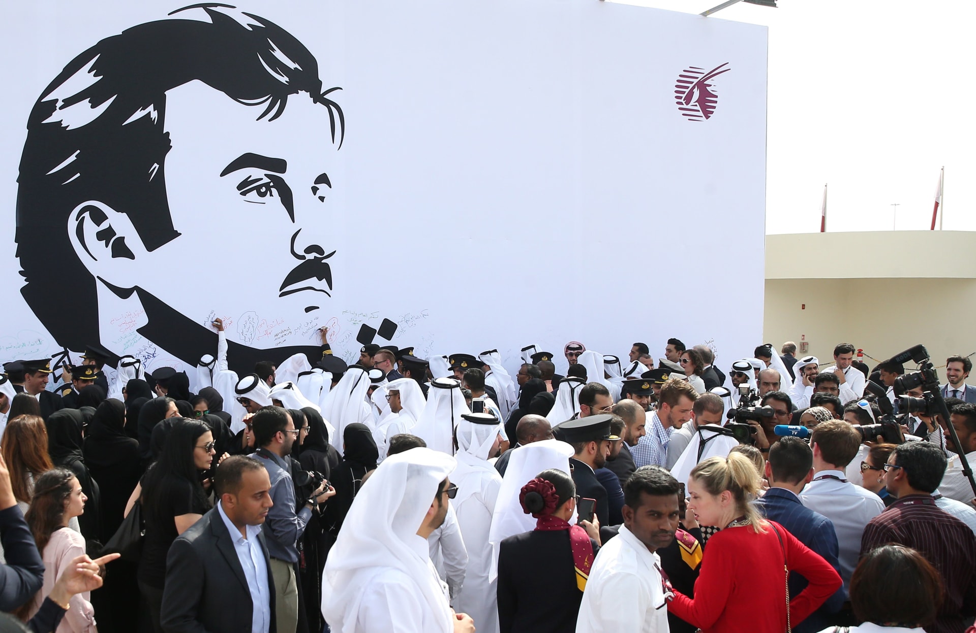 قطر: الحصار زاد من "اللحمة" الداخلية.. و"قوة" اقتصادنا حافظت على استقرارنا المالي