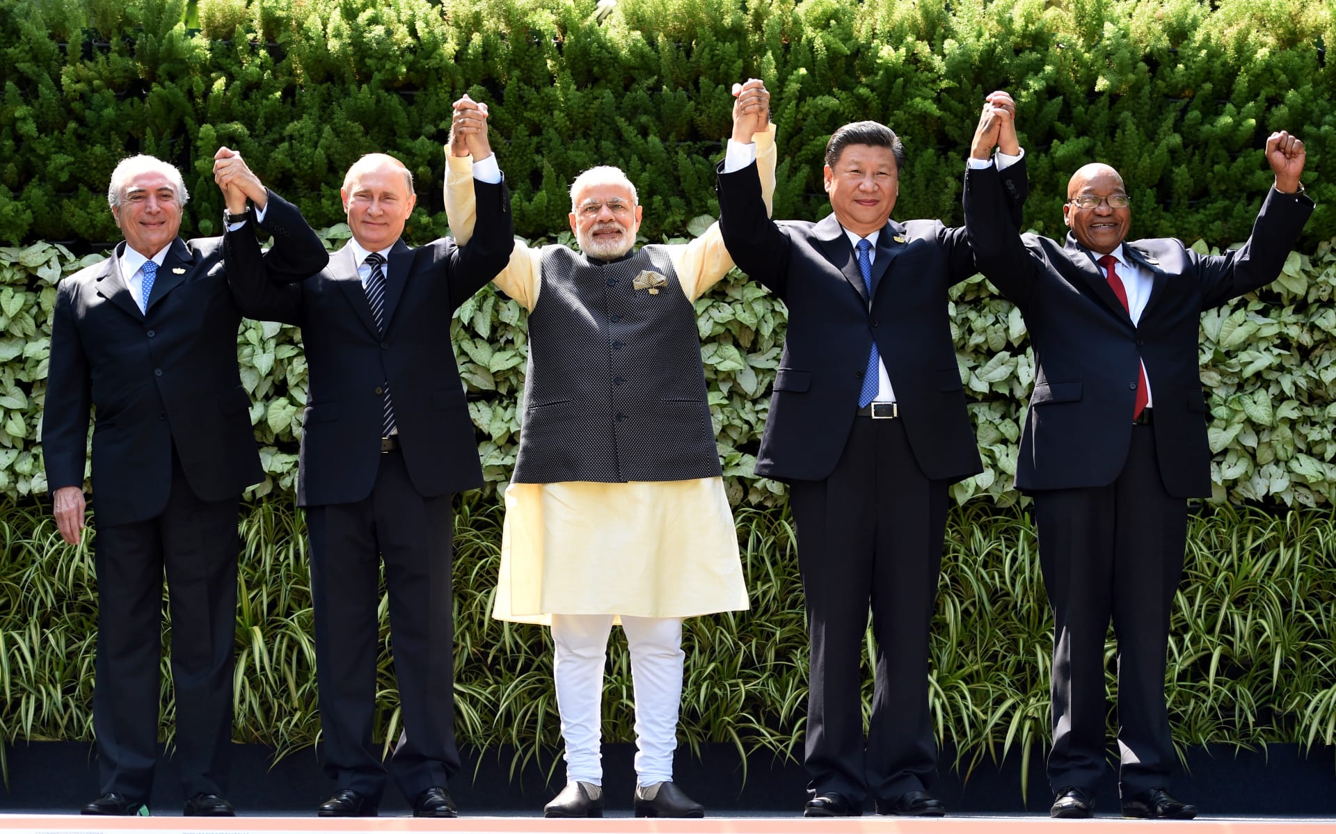 ما هي كتلة "BRICS" وهل تنضم لها مصر؟