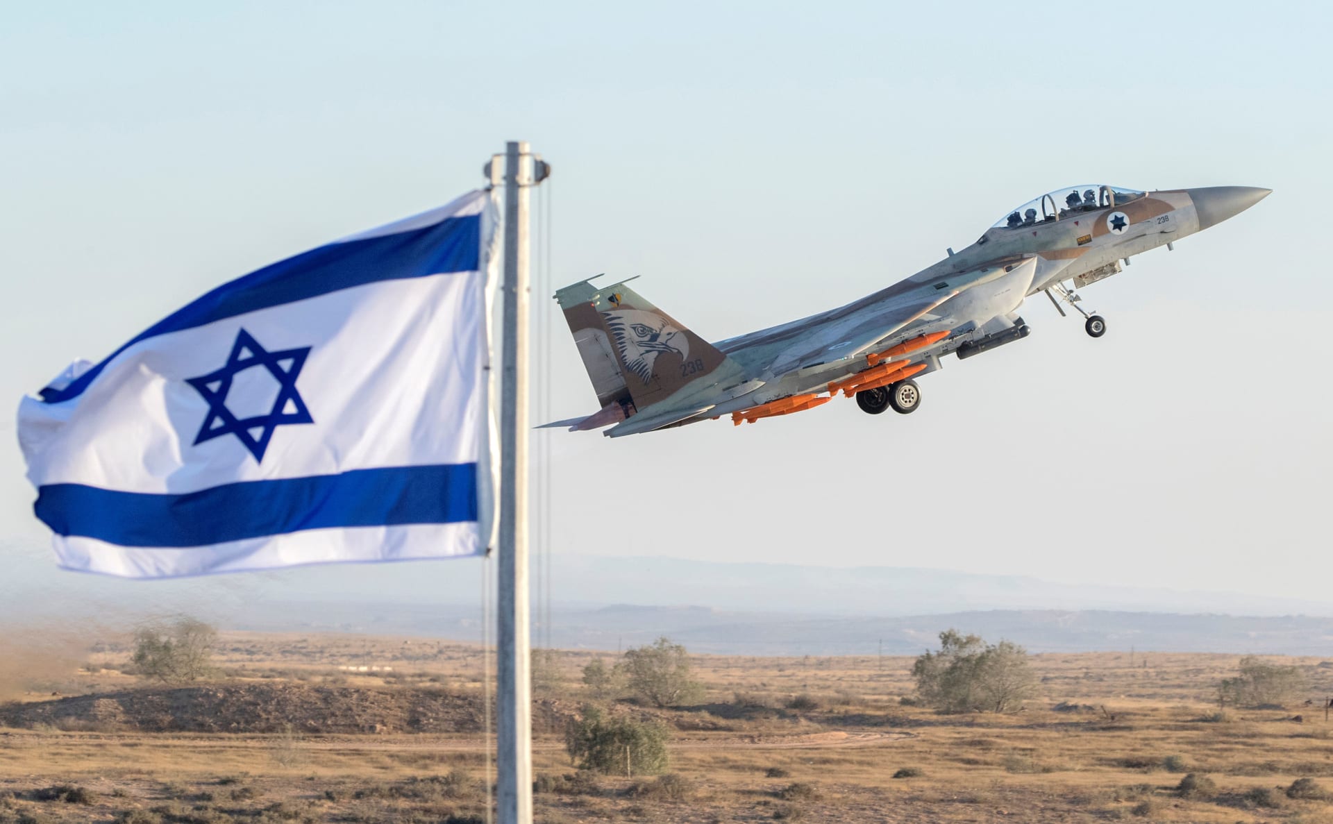 إسرائيل تقصف بطارية صواريخ سورية استهدفت طائراتها فوق لبنان