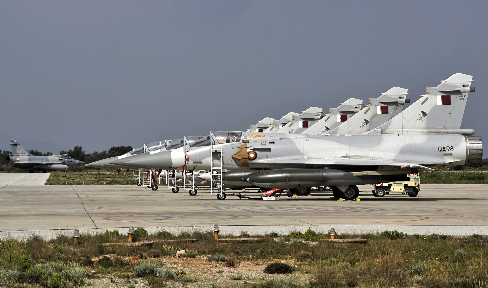 الإمارات: مقاتلات قطرية تعترض طائرة مدنية إماراتية بطريقها للمنامة