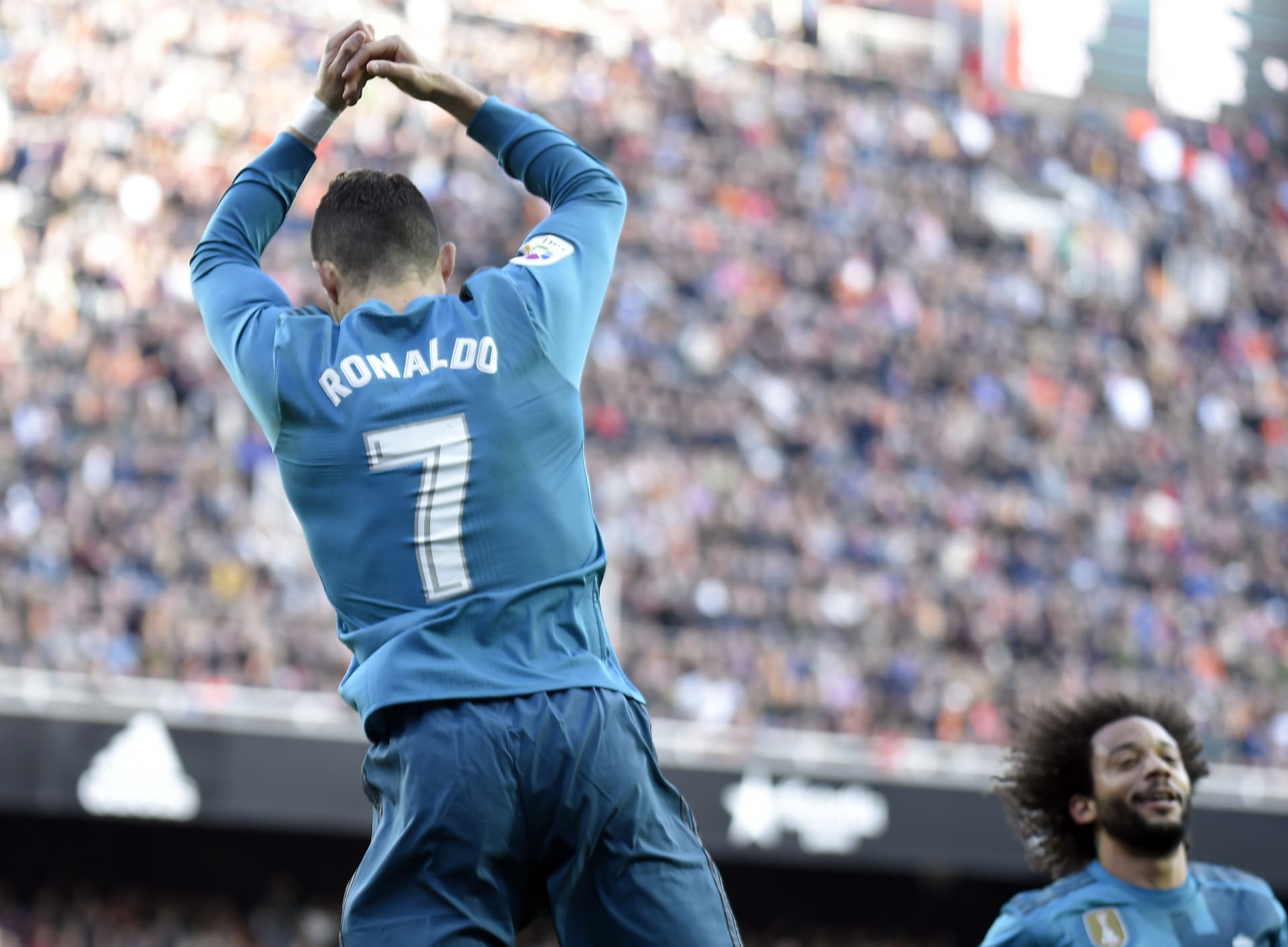 ريال مدريد يستعيد نغمة الانتصارات ورونالدو يسجل رقما مميزا 