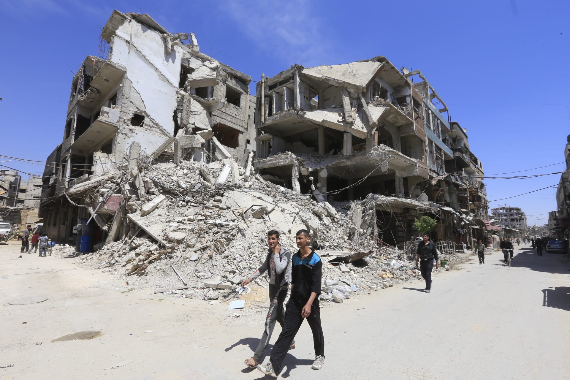 وصول مفتشي منظمة حظر الكيماوي إلى مدينة دوما السورية
