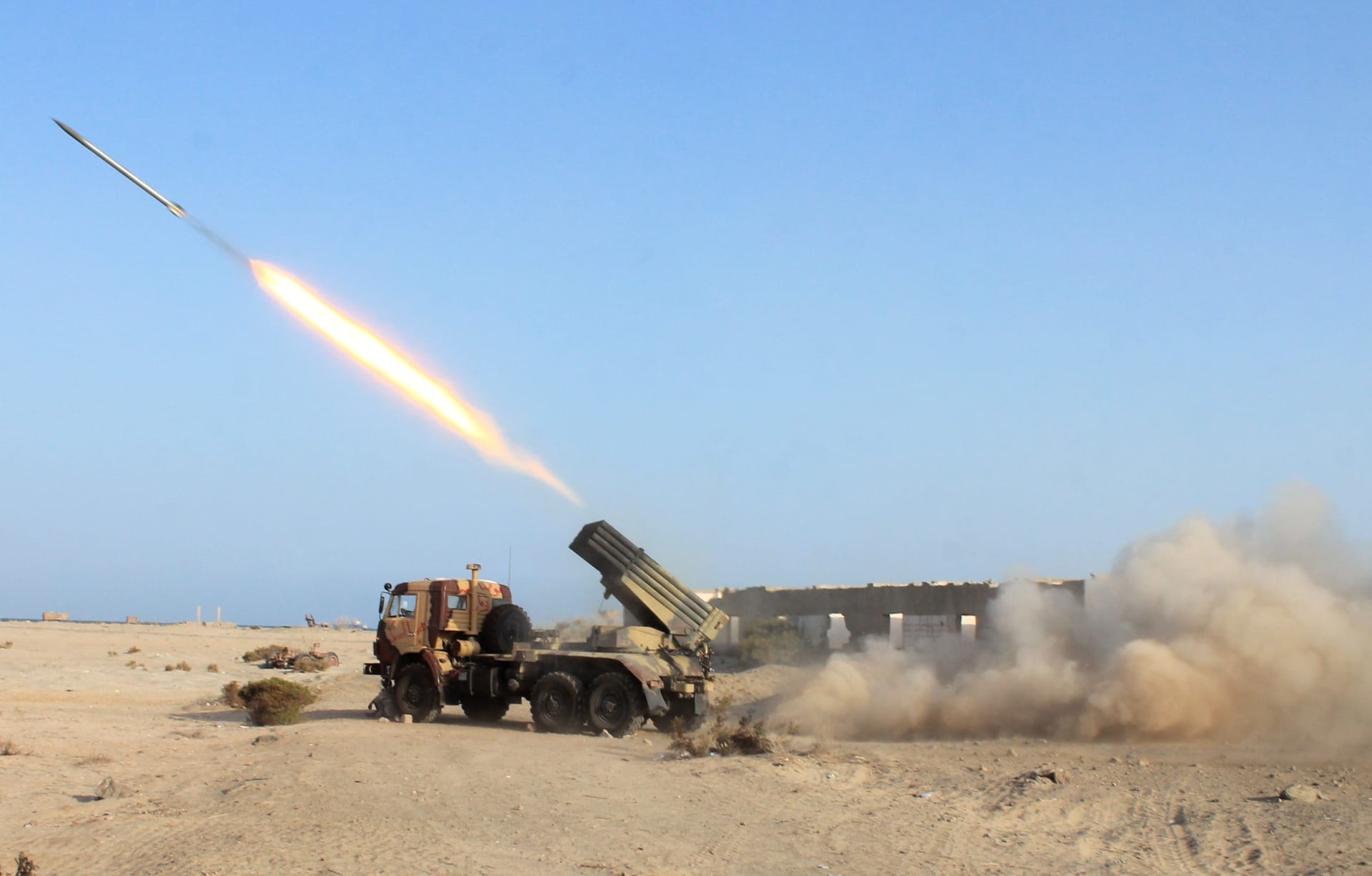 الدفاع الجوي السعودي يعترض صاروخين أطلقا نحو جازان