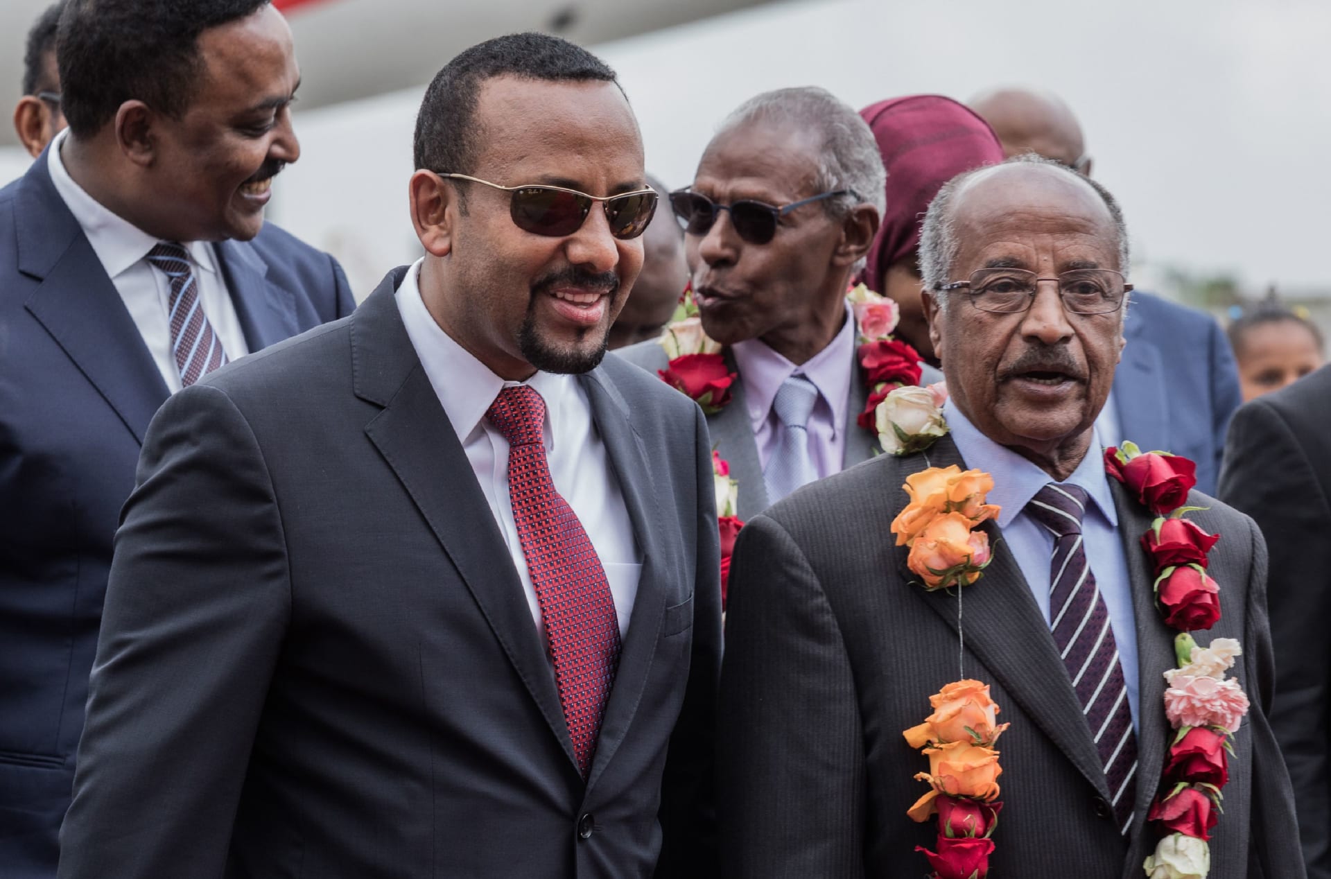 بعد حرب راح ضحيتها 70 ألف شخص.. إثيوبيا وإريتريا تختاران السلام 