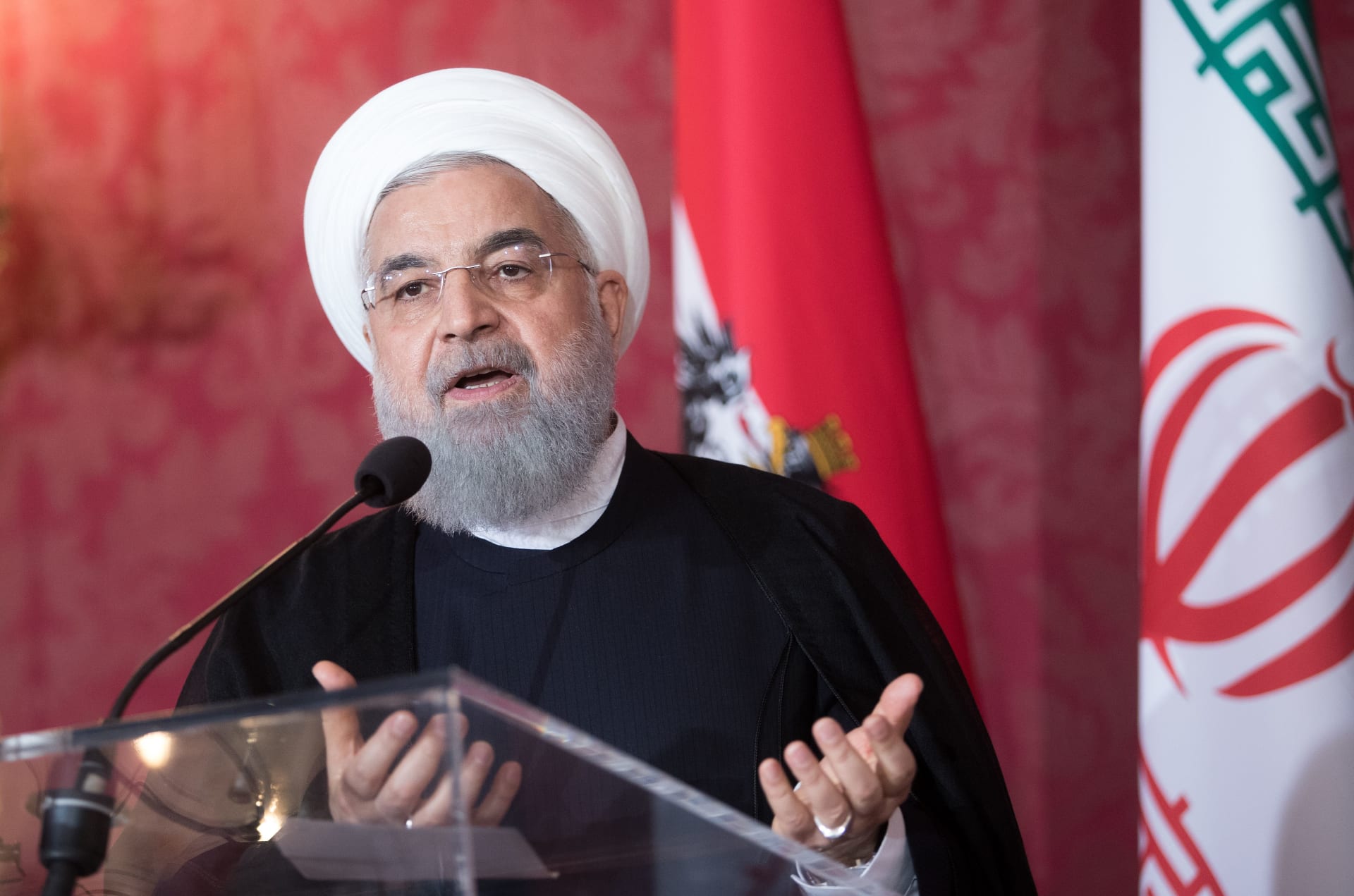 حسن روحاني: الدعوة للحوار في ظل العقوبات "لا معنى لها"