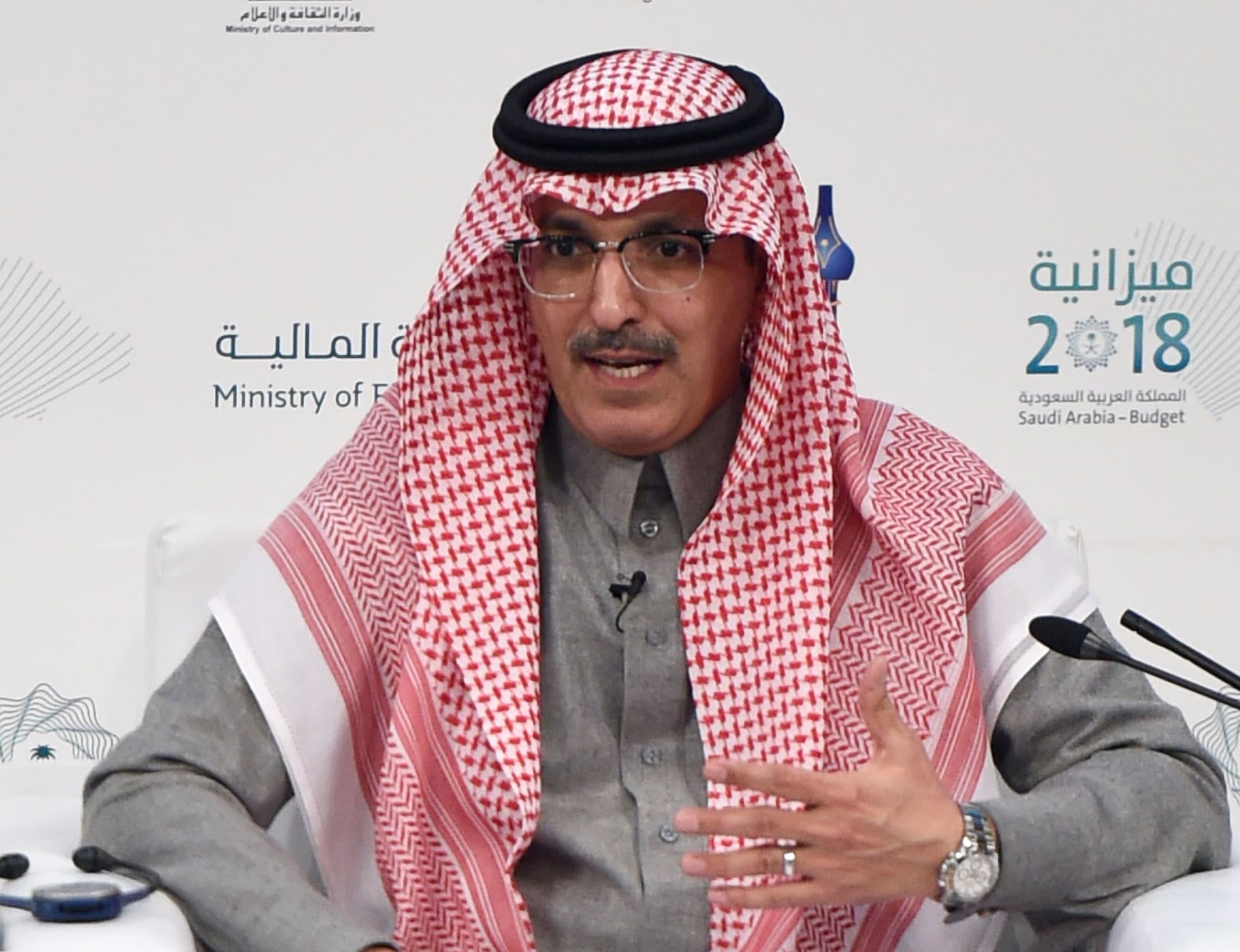 السعودية تستهدف خفض عجز الموازنة 34% في 2019