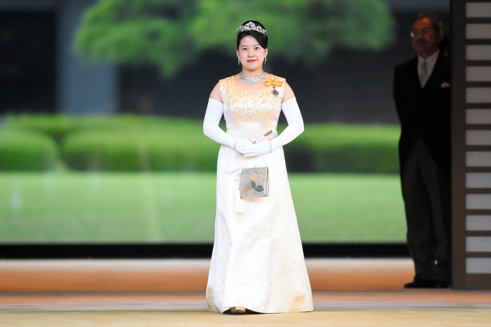 ما الذي سترتديه الأميرة أياكو اليابانية يوم زفافها؟