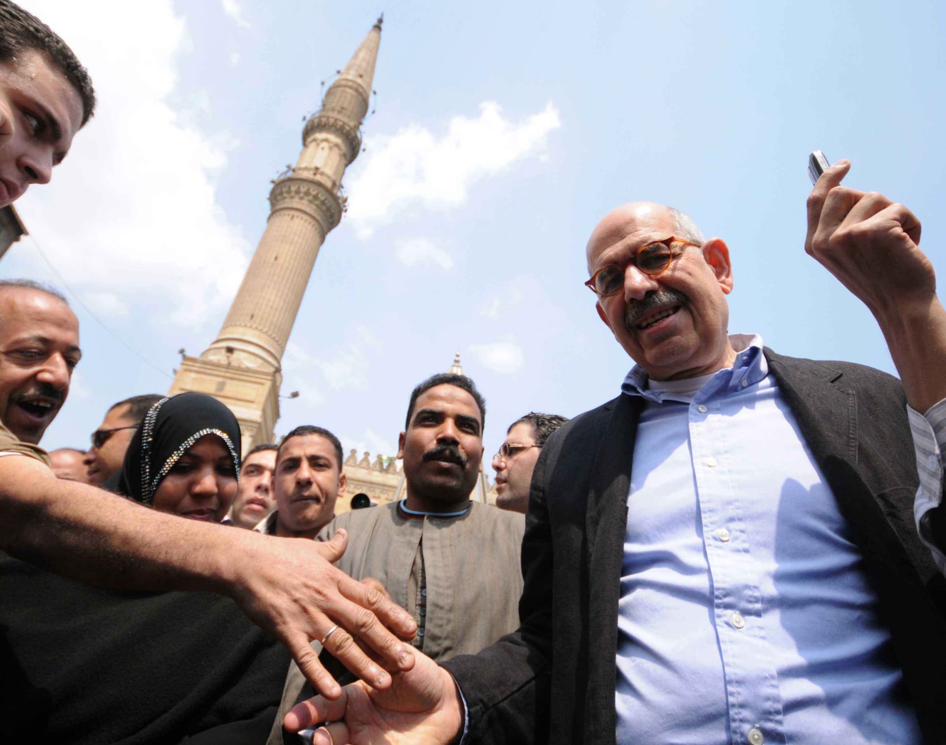 البرادعي مغردا عن مصر: نحتاج "العدالة الانتقالية" بشدة.. ماذا قال متابعوه؟