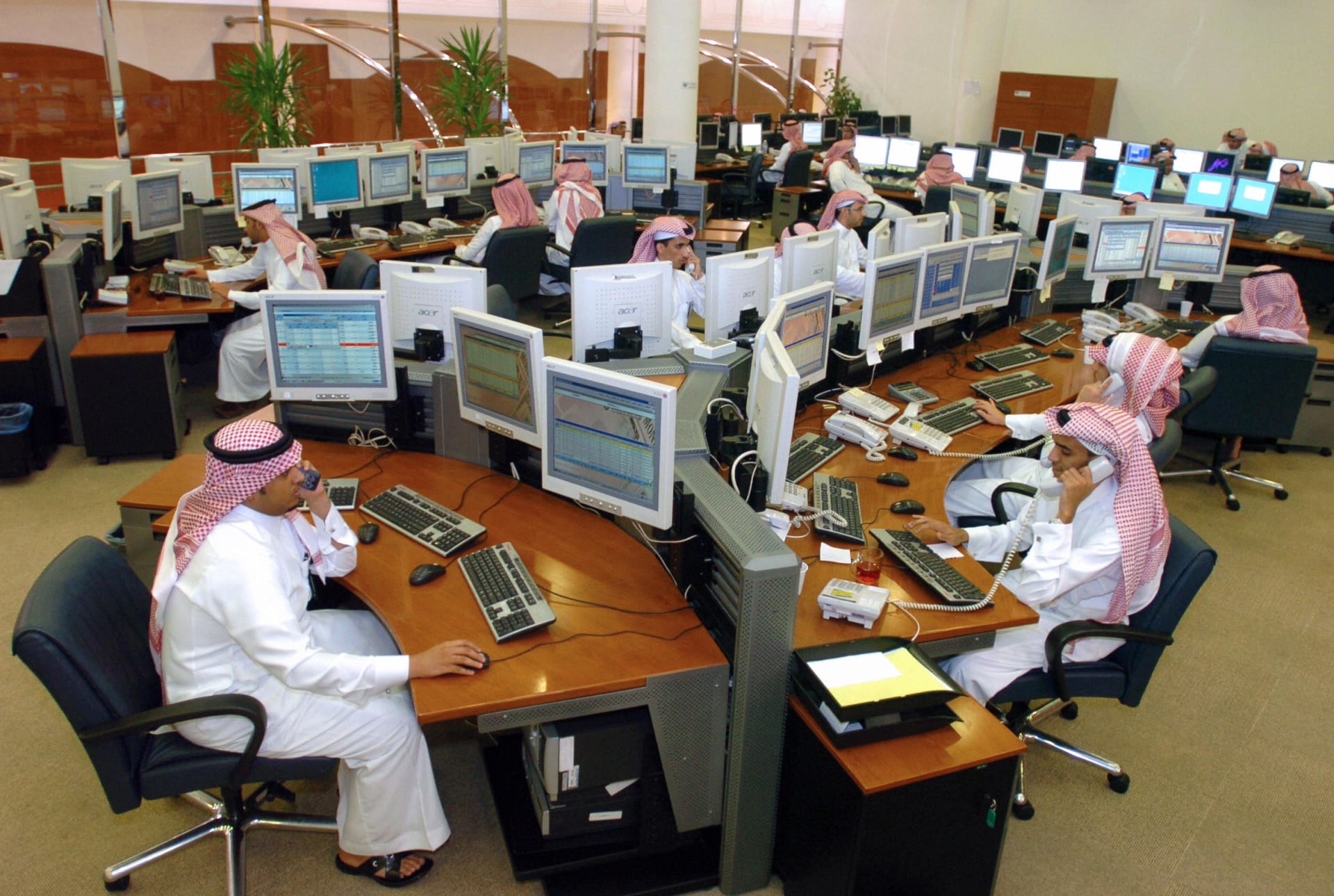 كيف كان أداء الأسهم السعودية في أول أيام انضمامها لـ"فوتسي"؟
