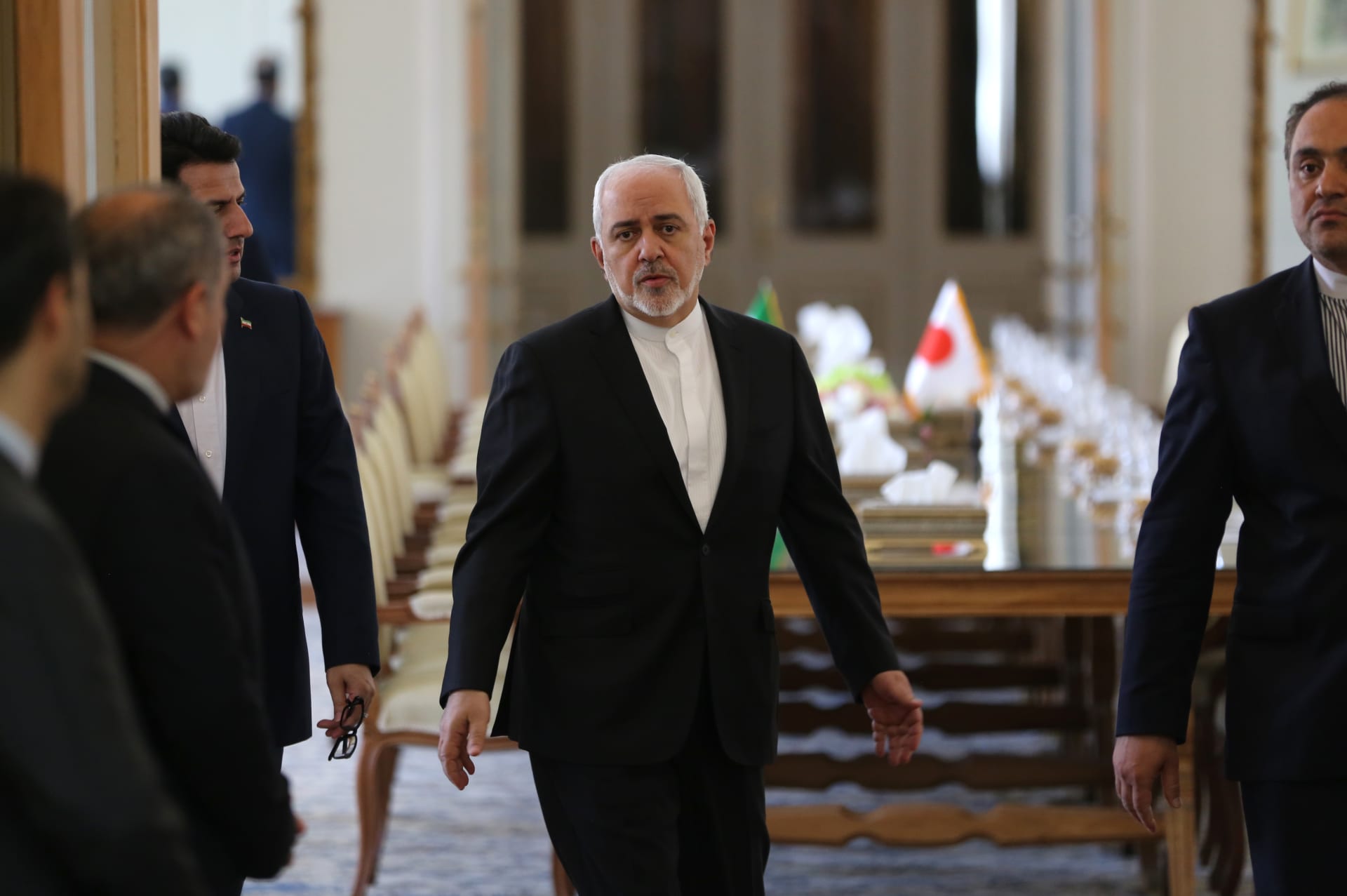 مصادر لـCNN: إرجاء فرض عقوبات أمريكية على وزير خارجية إيران لإبقاء الباب مفتوحا للدبلوماسية